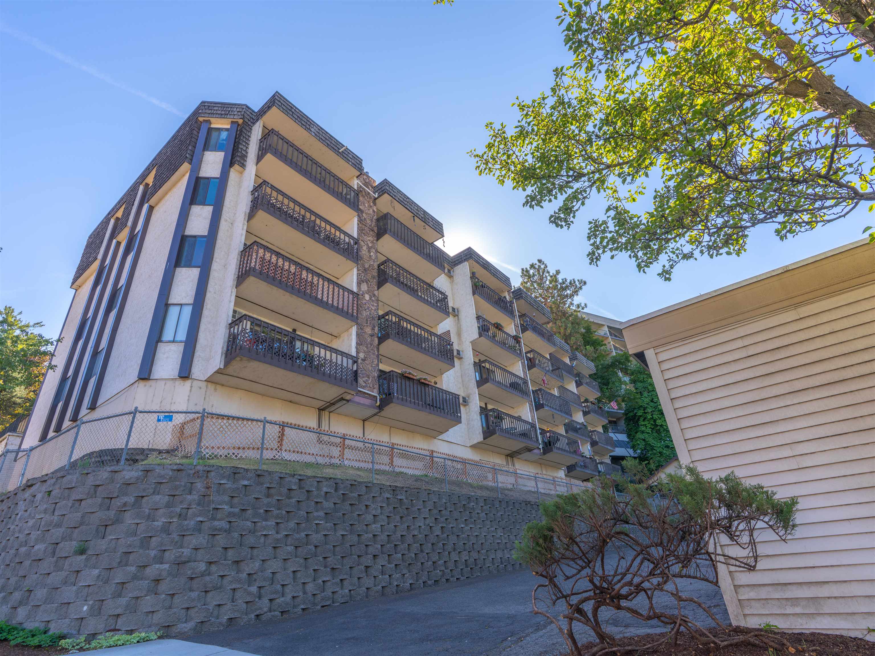 620 W 7th Ave - Photo 46
