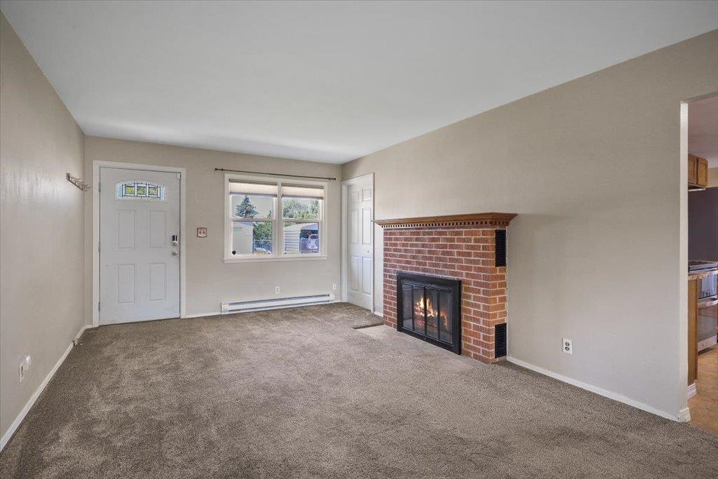 9522 E Valleyway Ave - Photo 7