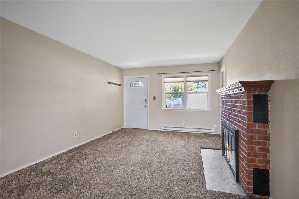 9522 E Valleyway Ave - Photo 9