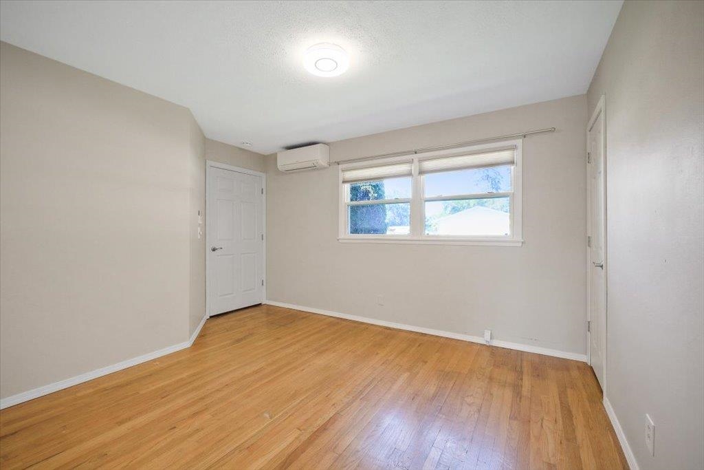 9522 E Valleyway Ave - Photo 28