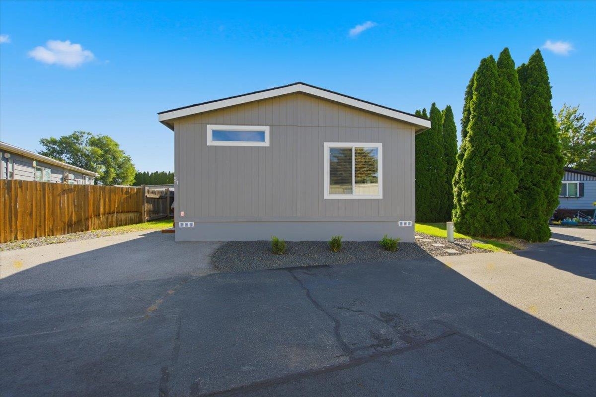 19625 E Wellesley Ave - Photo 2
