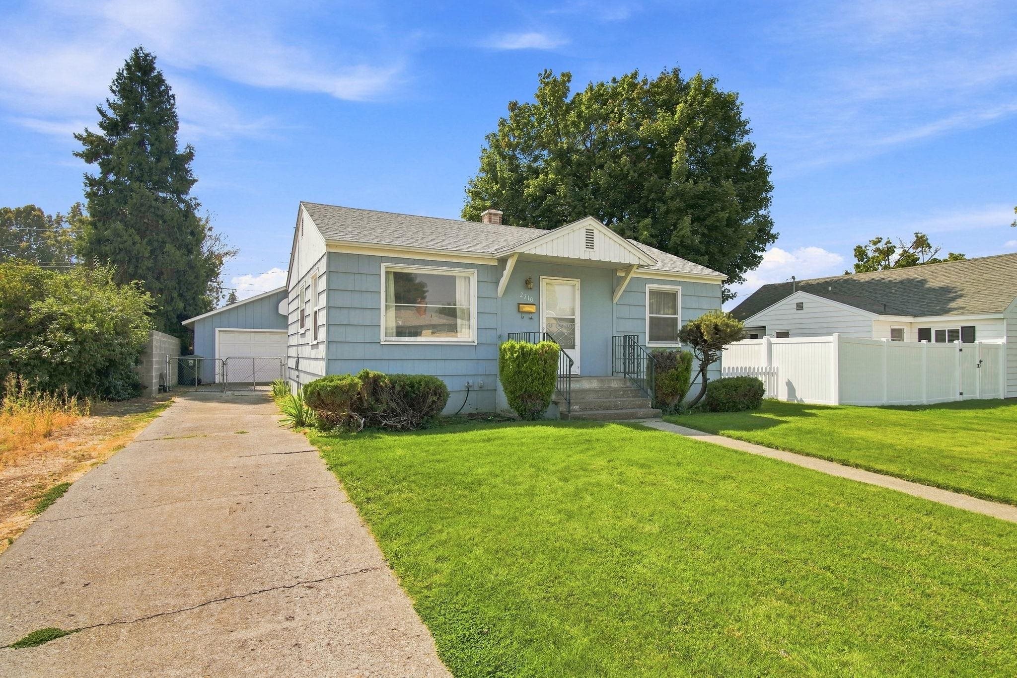 2710 E Hoffman Ave - Photo 28