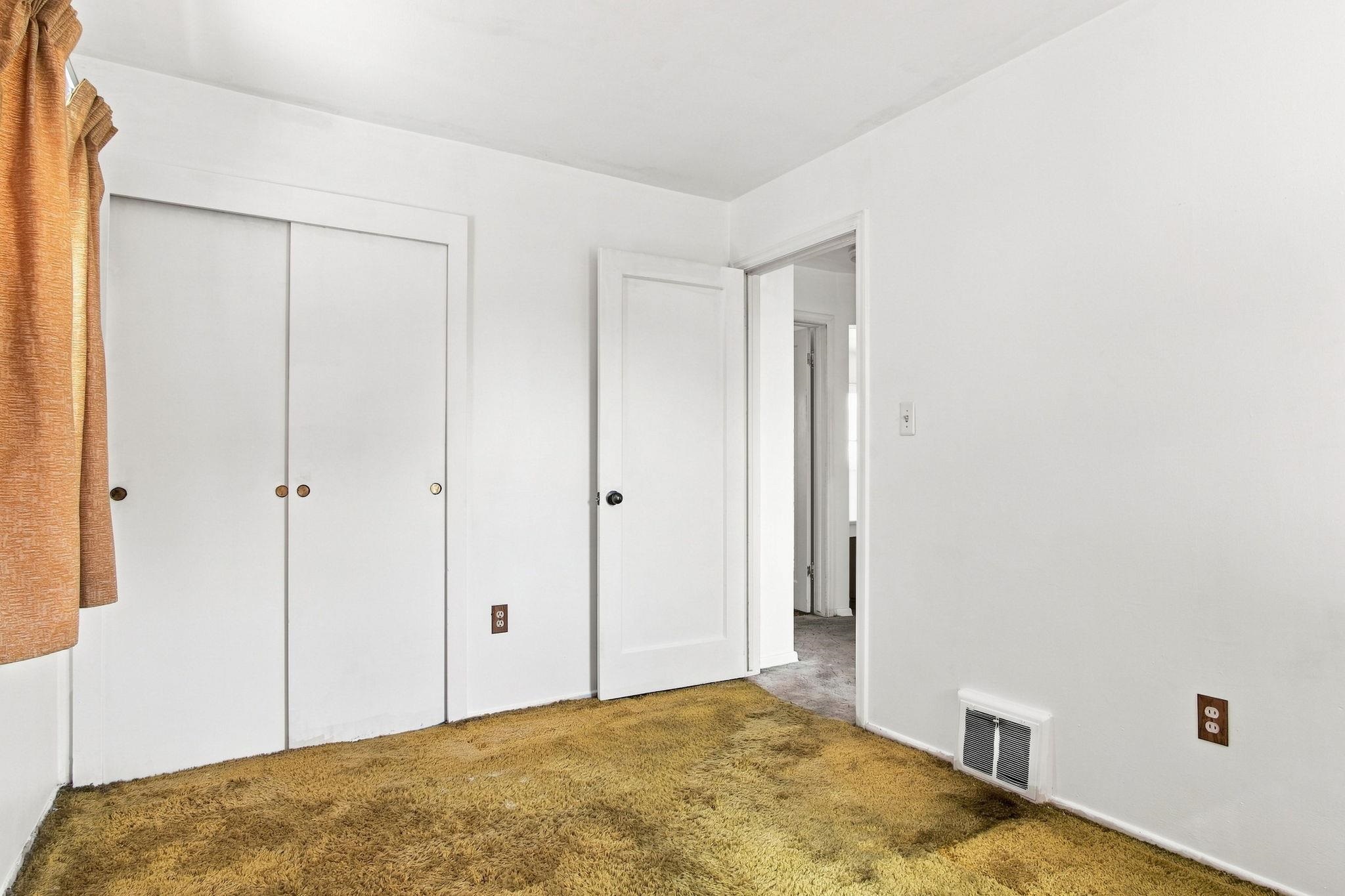 2710 E Hoffman Ave - Photo 12