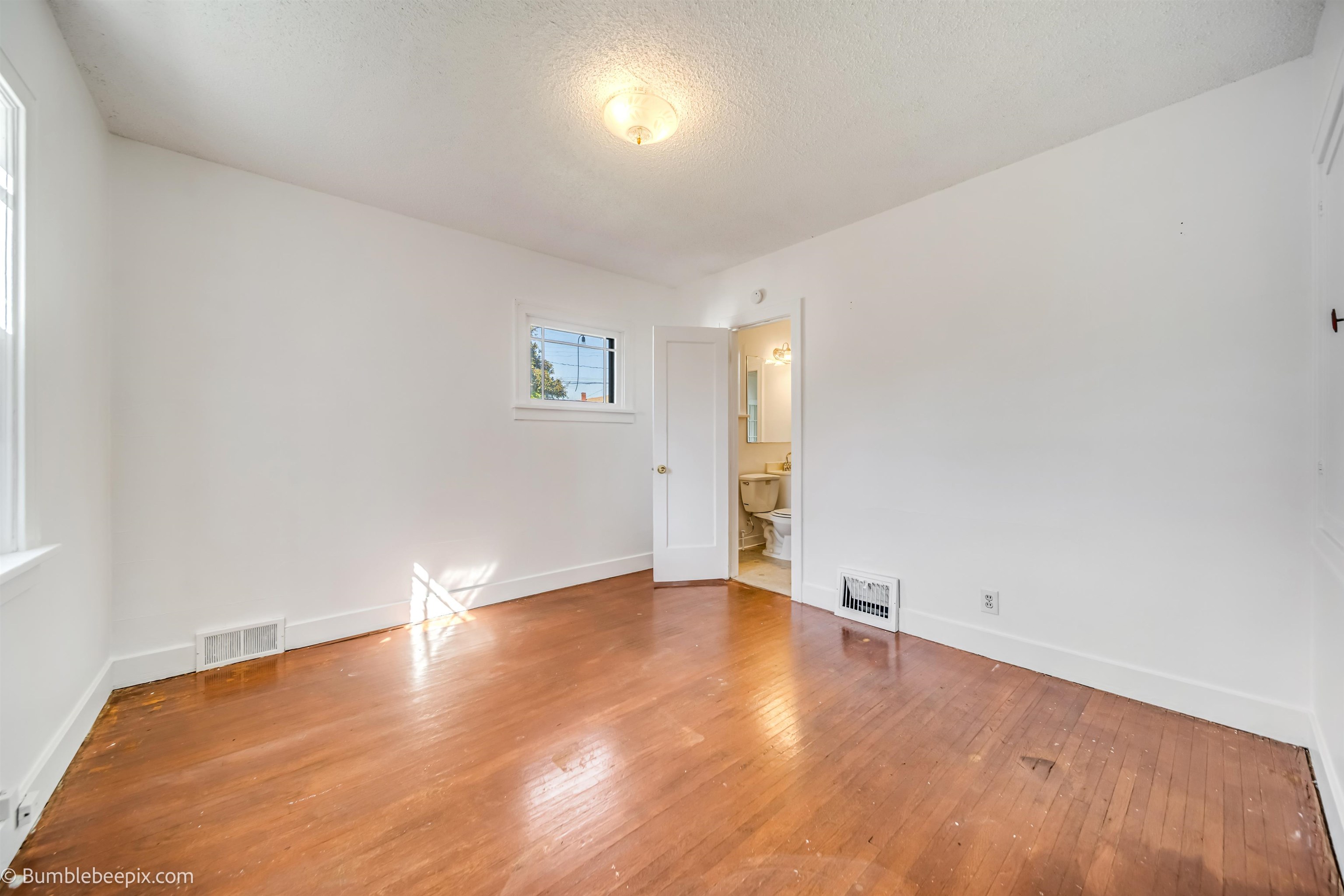 511 E Wabash Ave - Photo 7