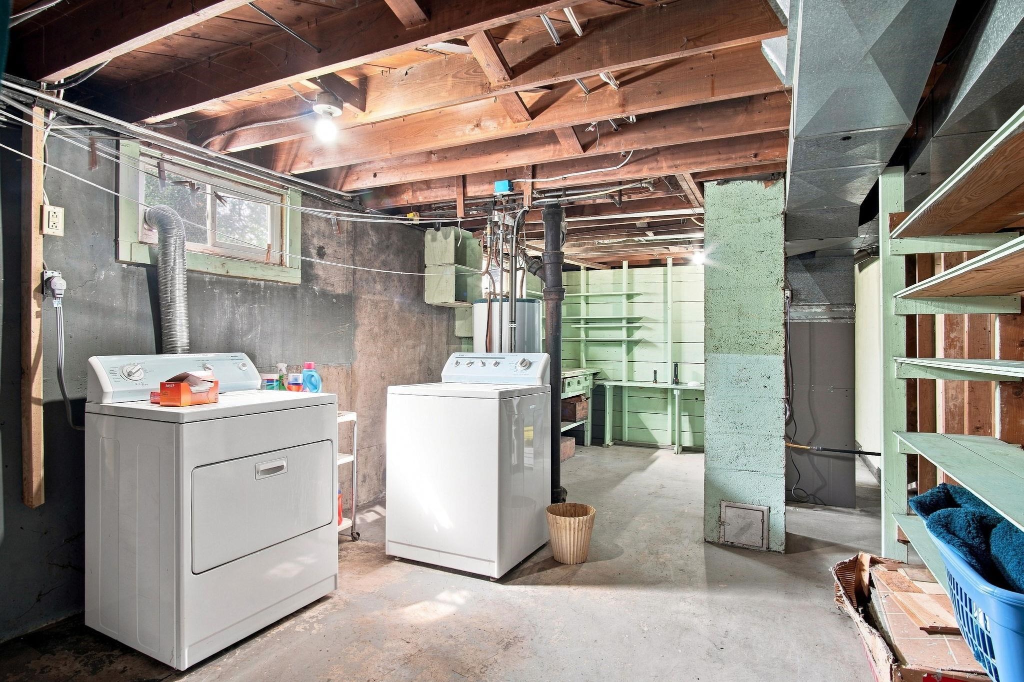 2710 E Hoffman Ave - Photo 16