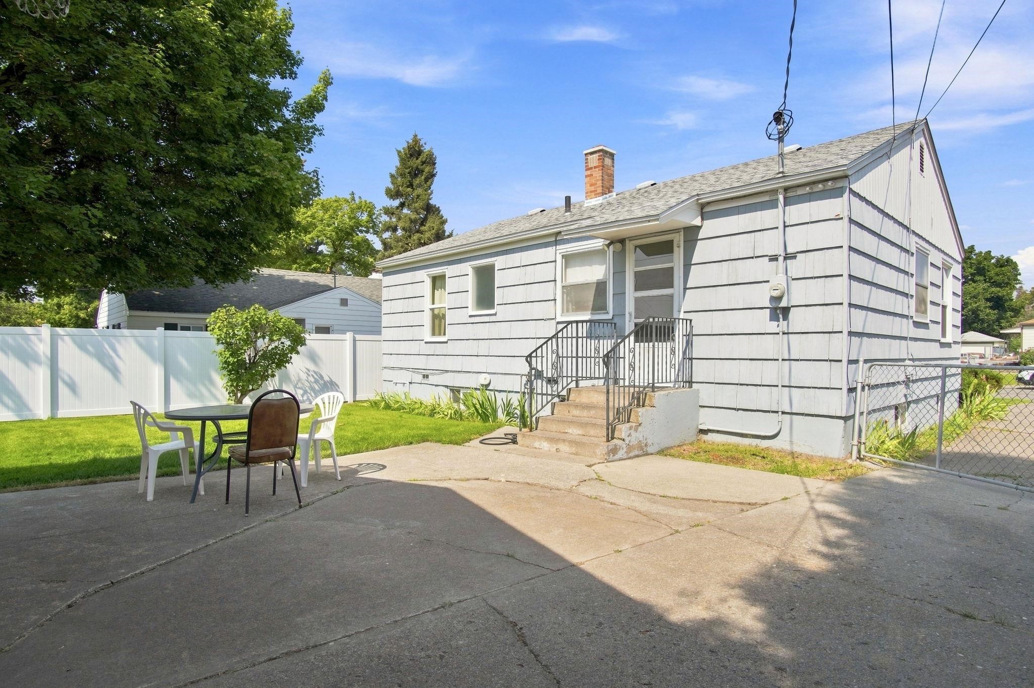2710 E Hoffman Ave - Photo 27