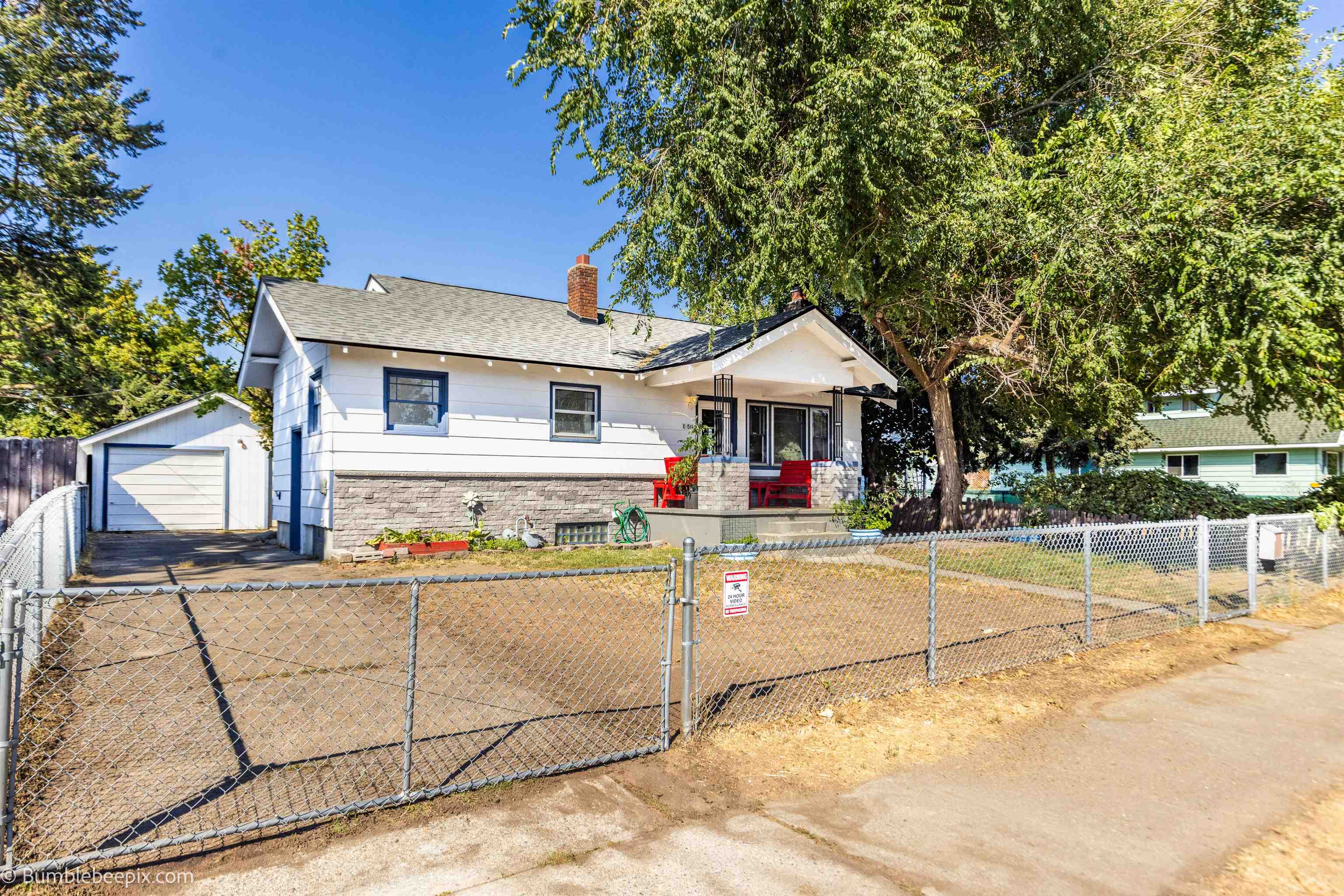 511 E Wabash Ave - Photo 1