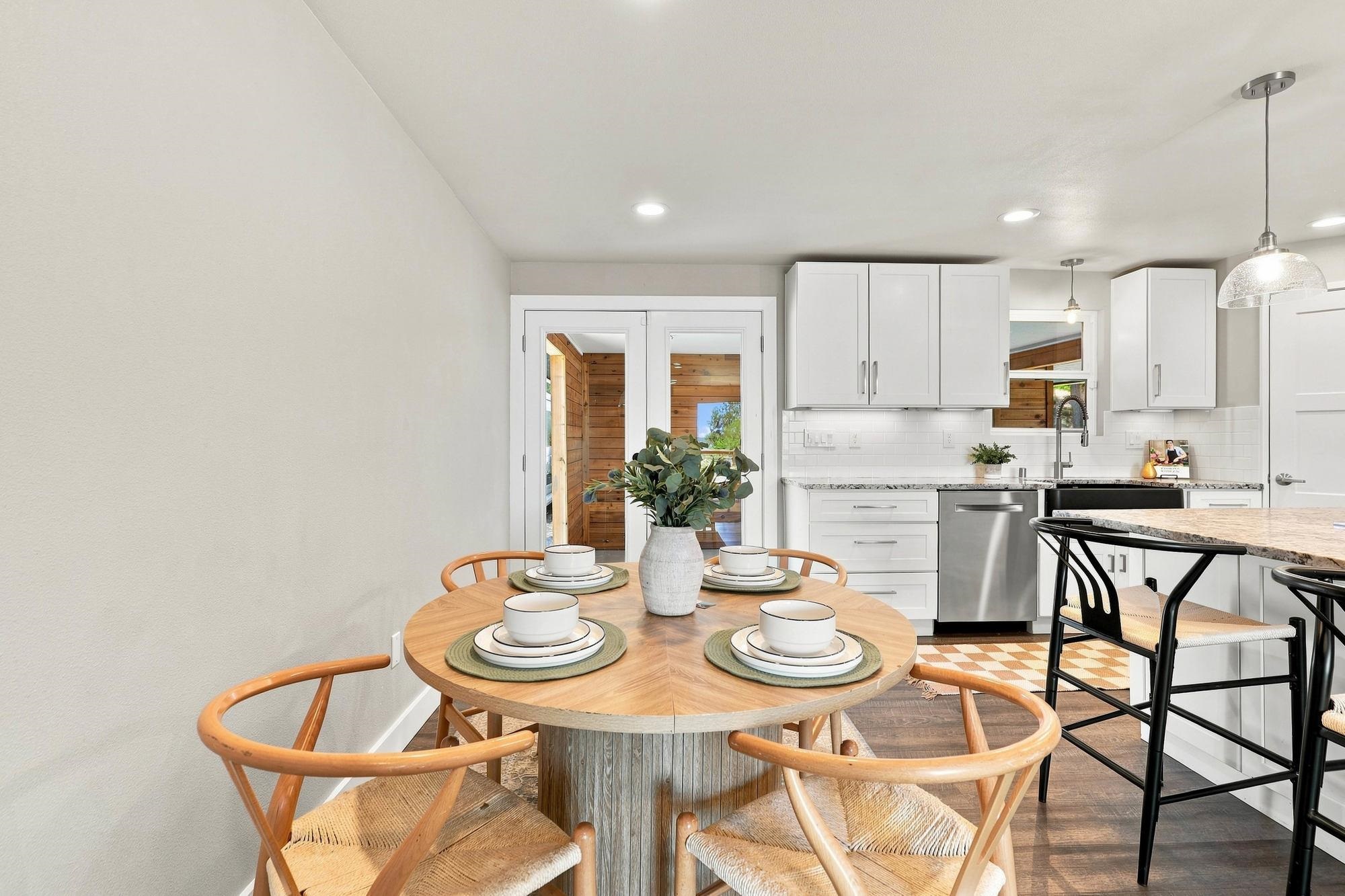 3211 E 11th Ave - Photo 8