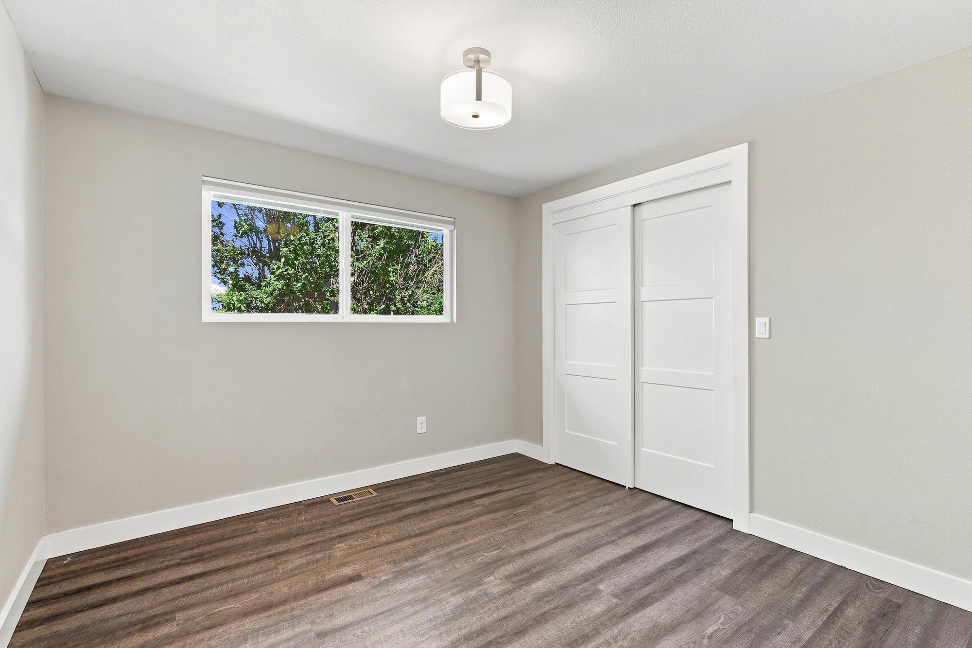3211 E 11th Ave - Photo 19