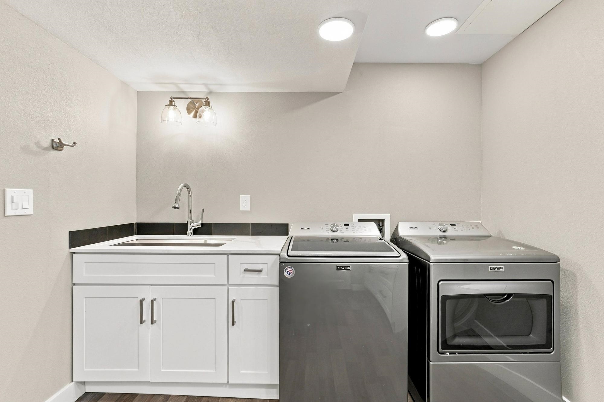 3211 E 11th Ave - Photo 30