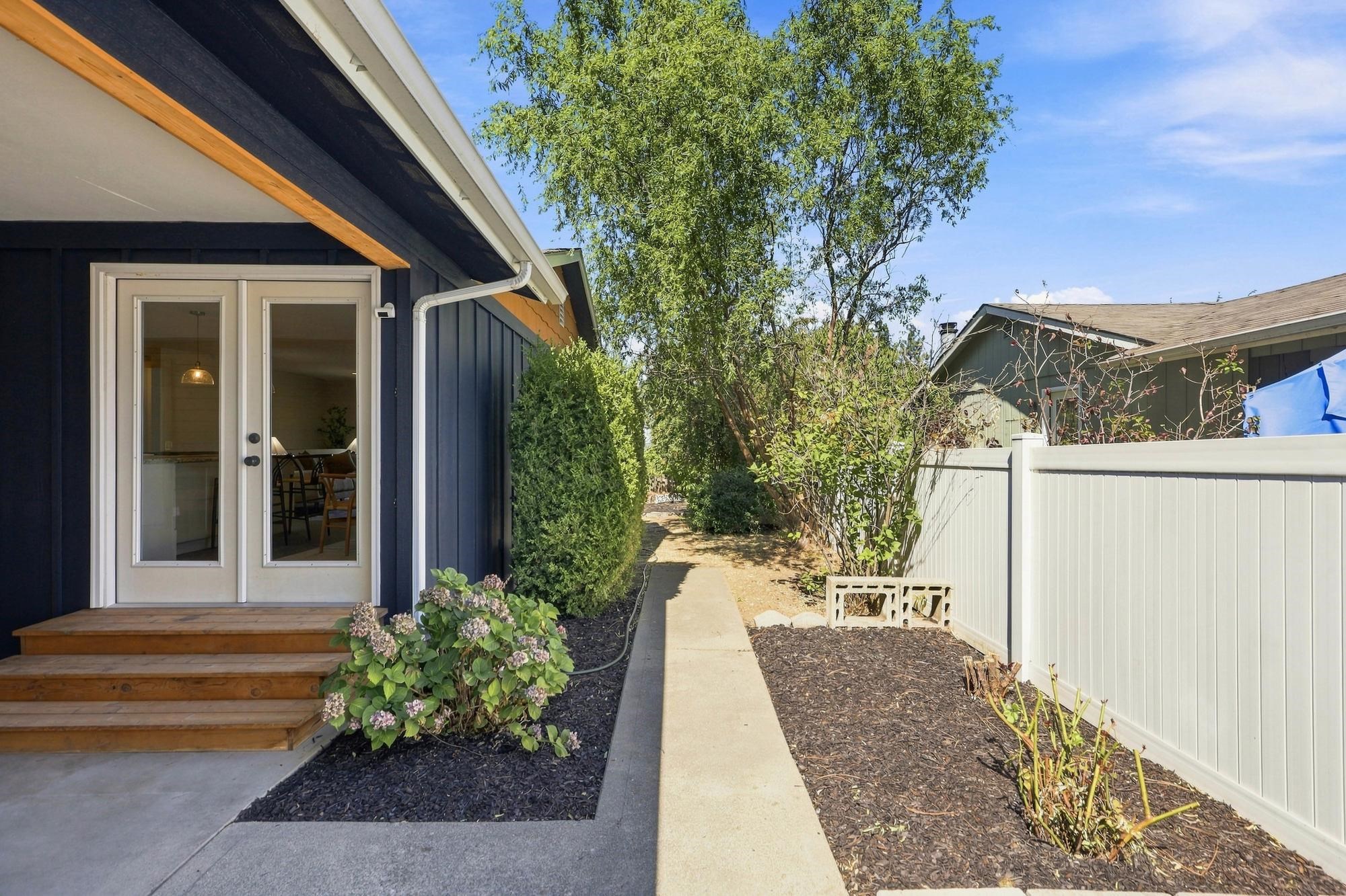 3211 E 11th Ave - Photo 31