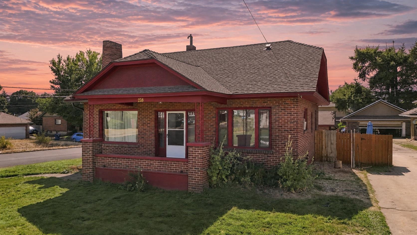 228 E GLASS Ave - Photo 2