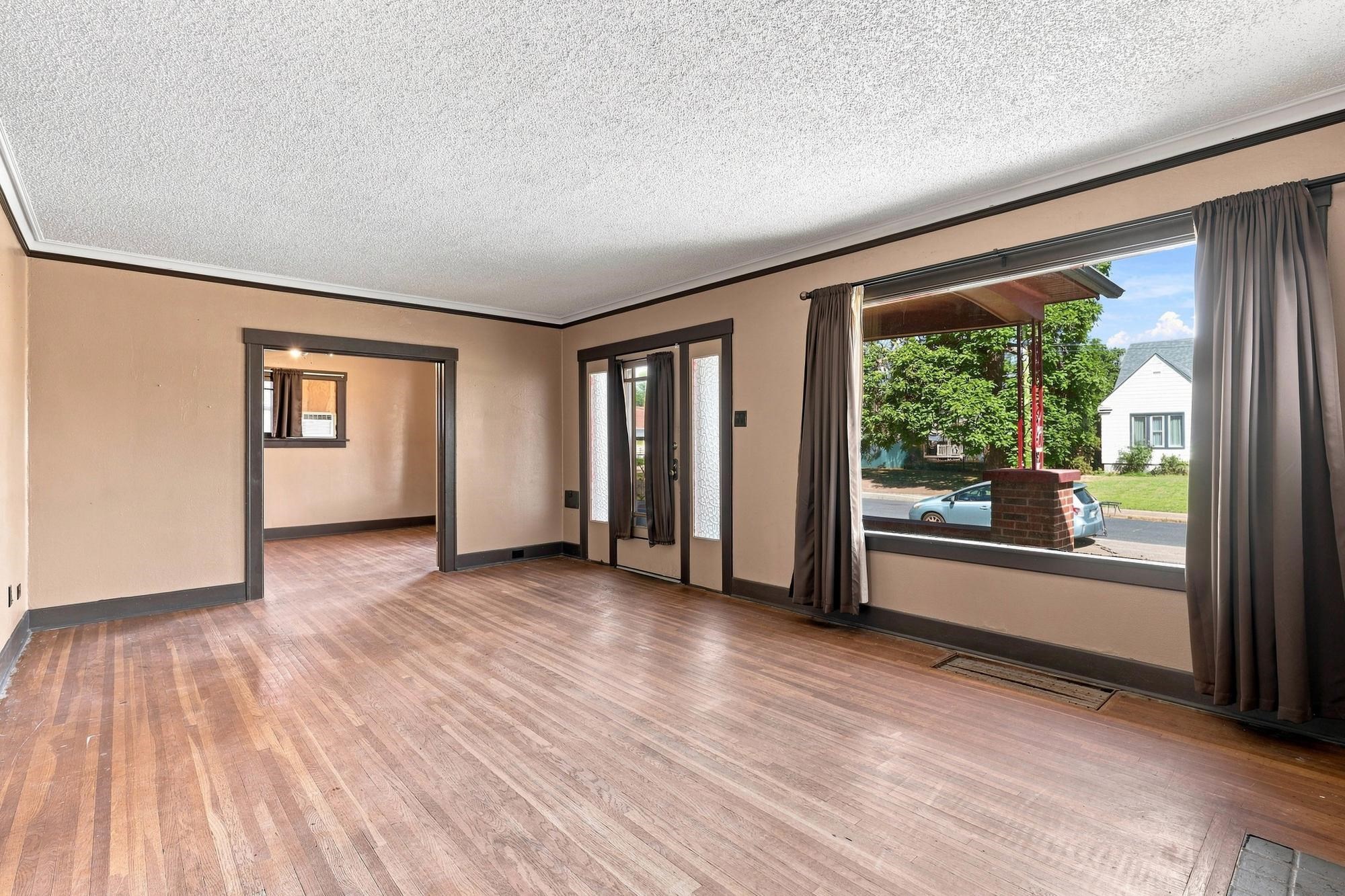 228 E GLASS Ave - Photo 5