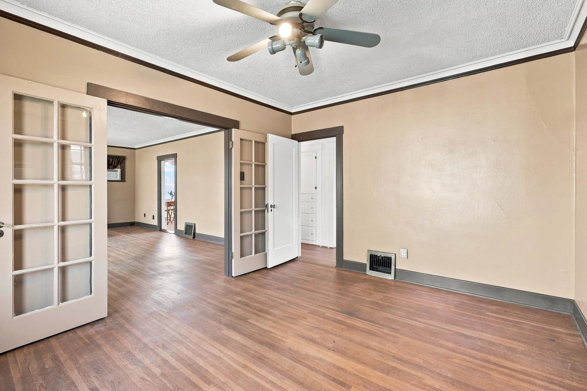 228 E GLASS Ave - Photo 6