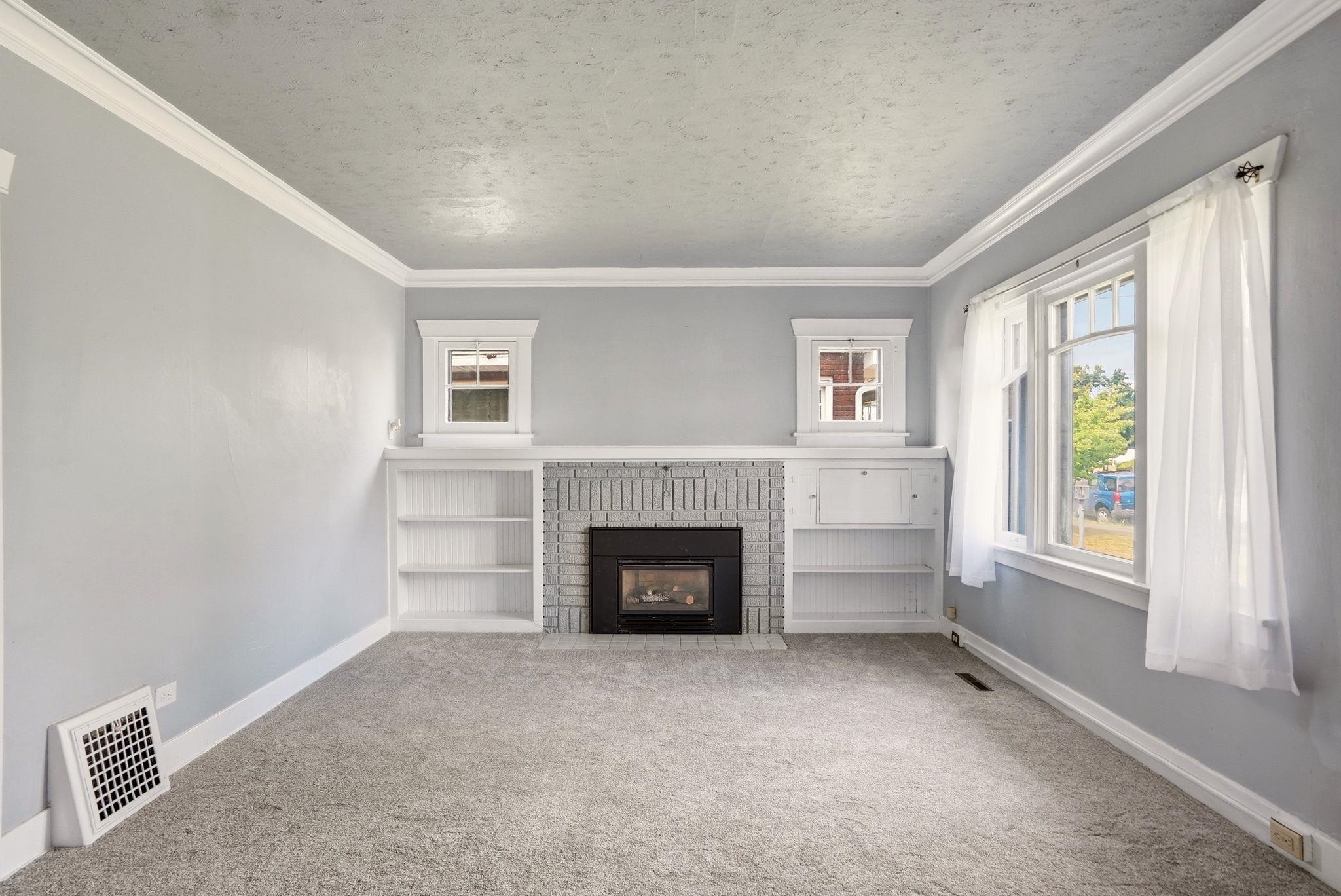 118 E Glass Ave - Photo 4