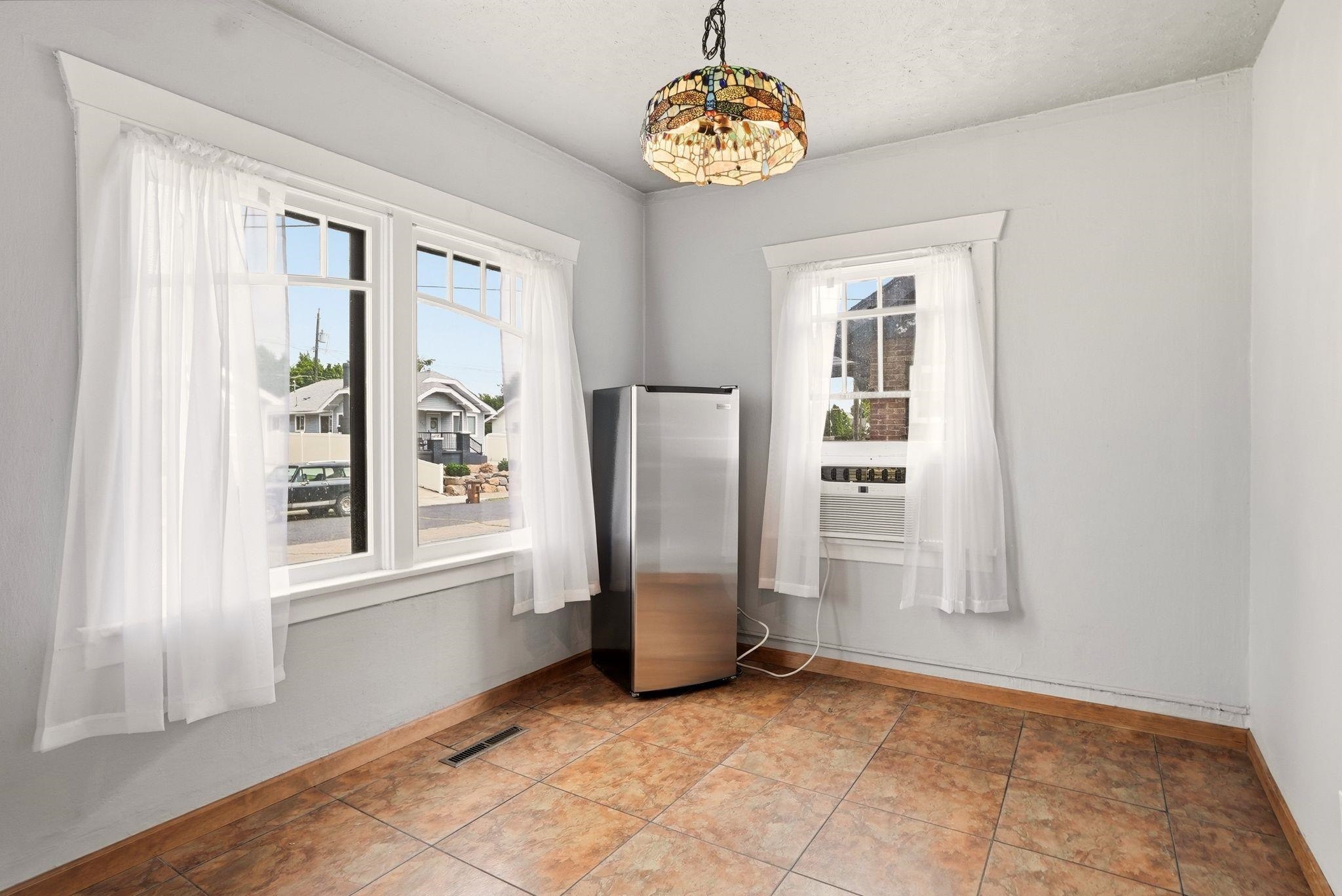 118 E Glass Ave - Photo 11