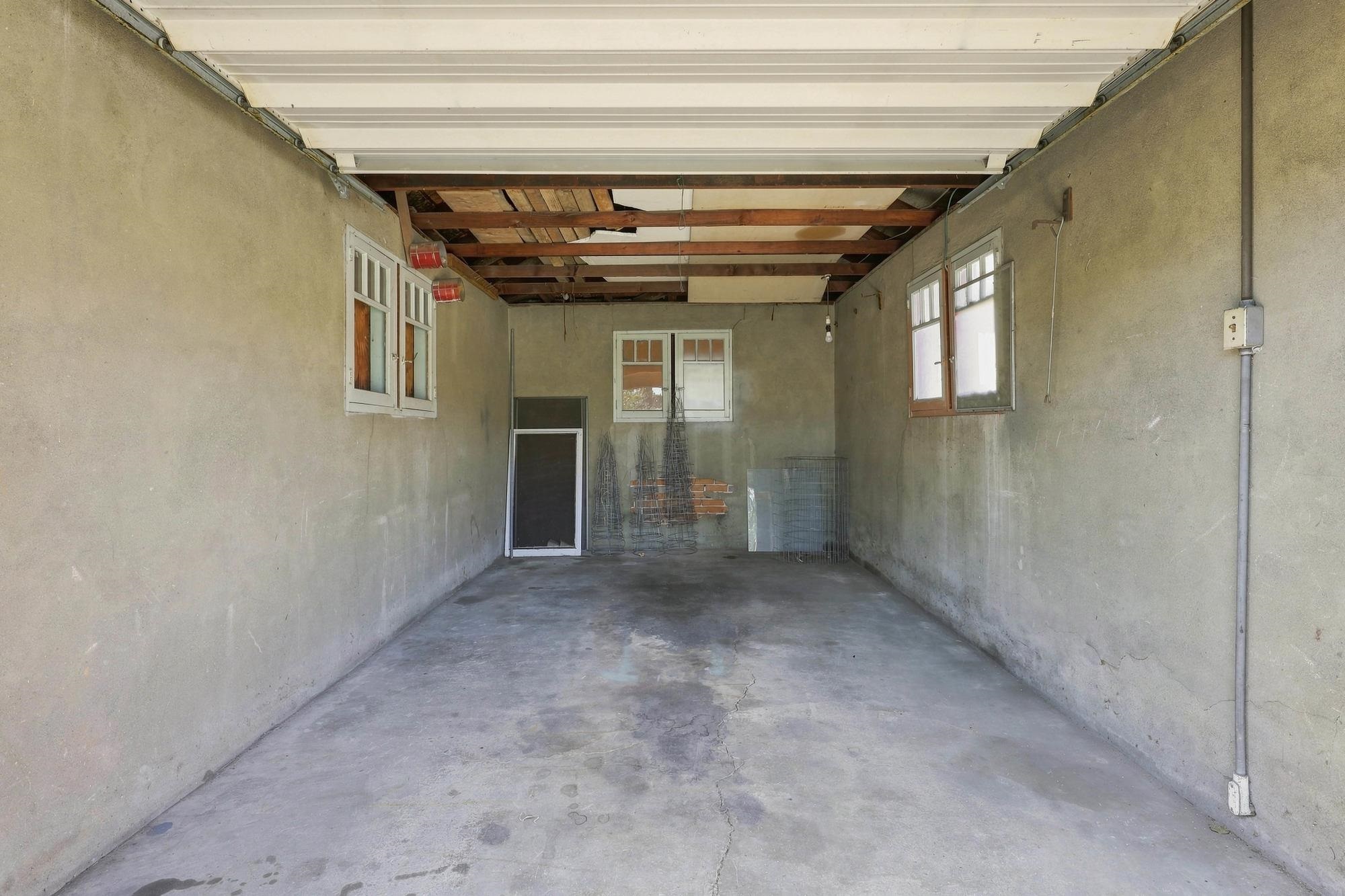 228 E GLASS Ave - Photo 18