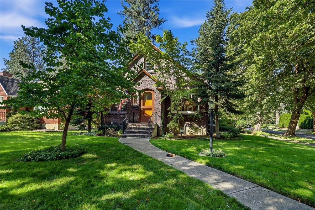604 W 24th Ave - Photo 1