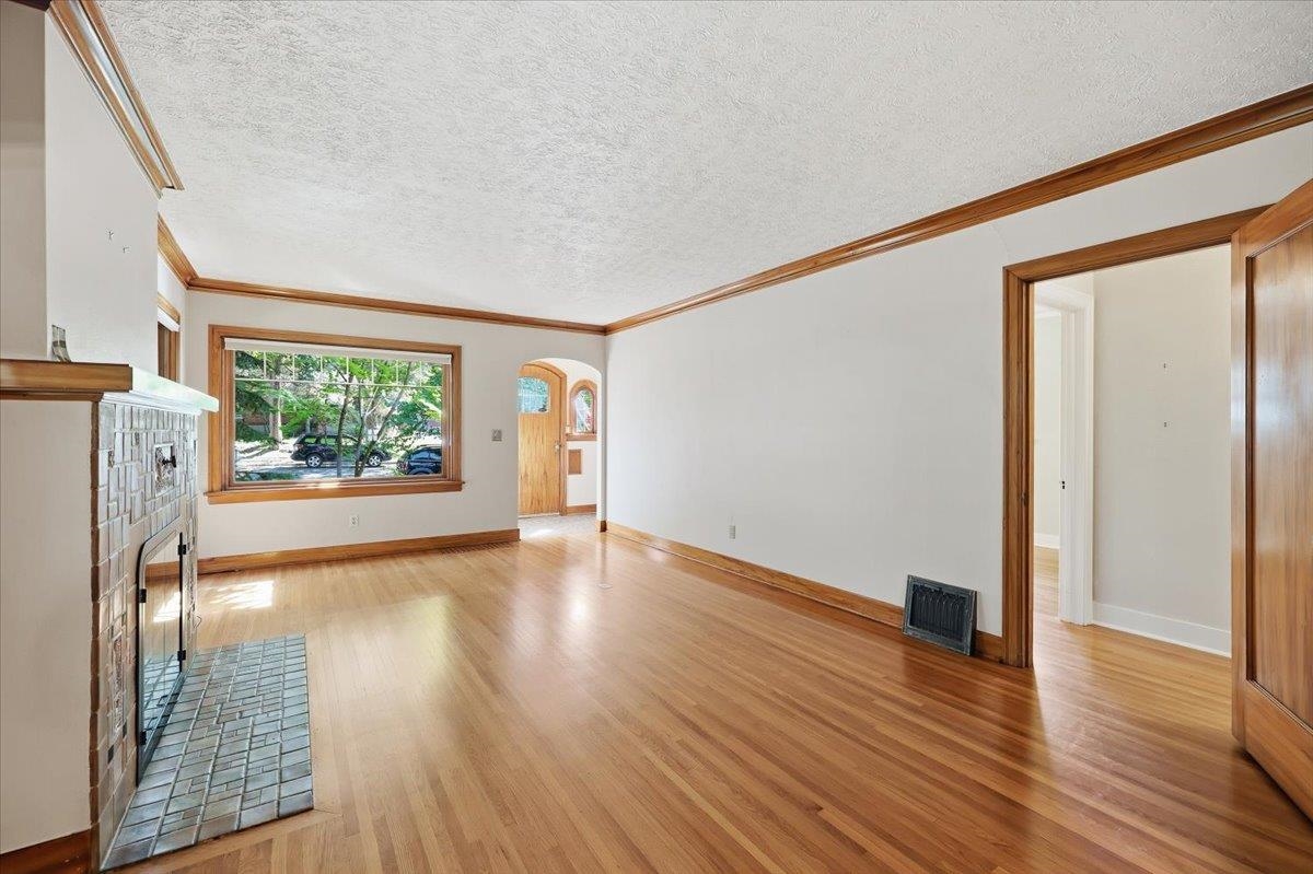 604 W 24th Ave - Photo 10