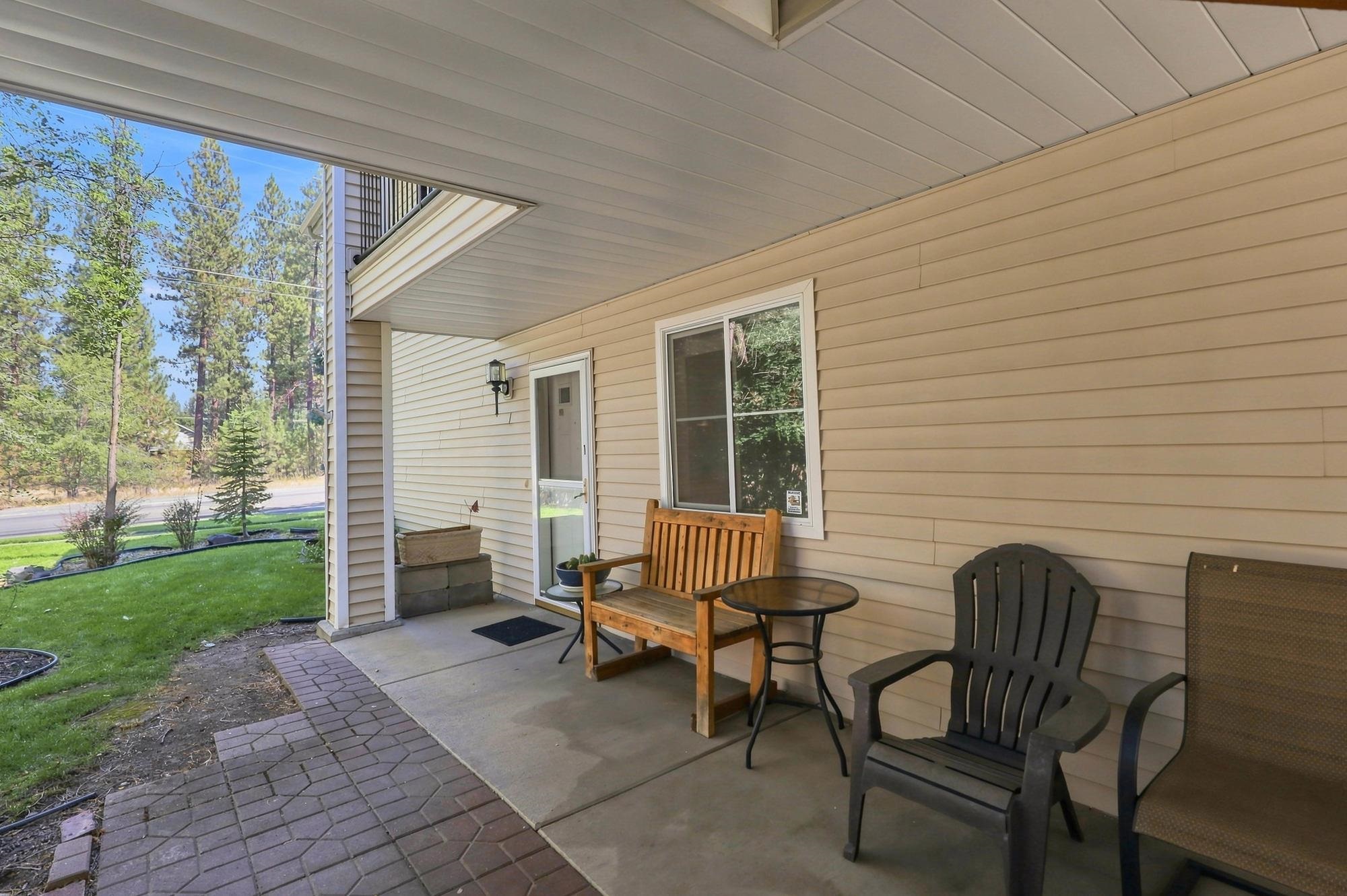 9920 E 16th Ave - Photo 2