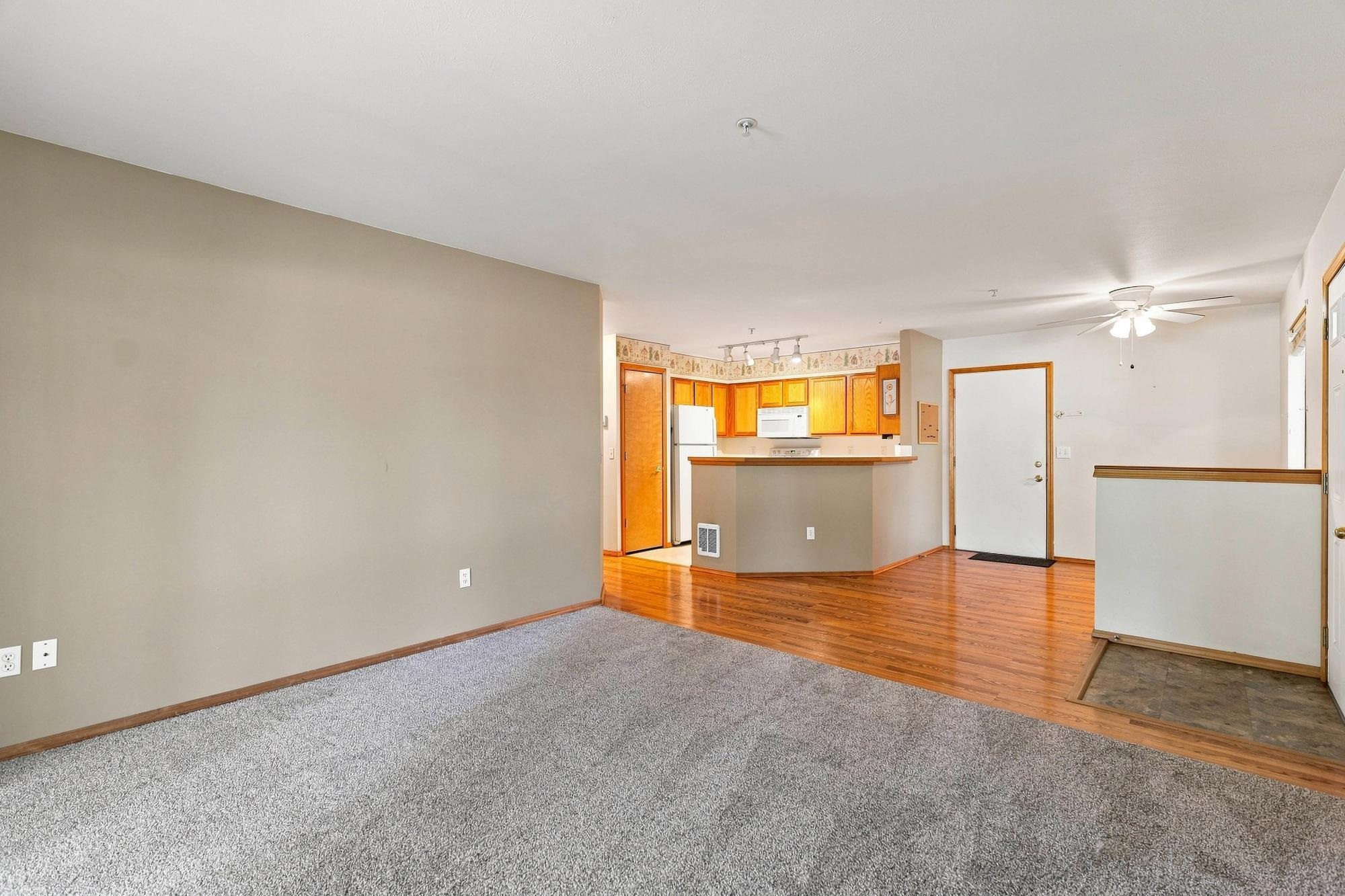 9920 E 16th Ave - Photo 6