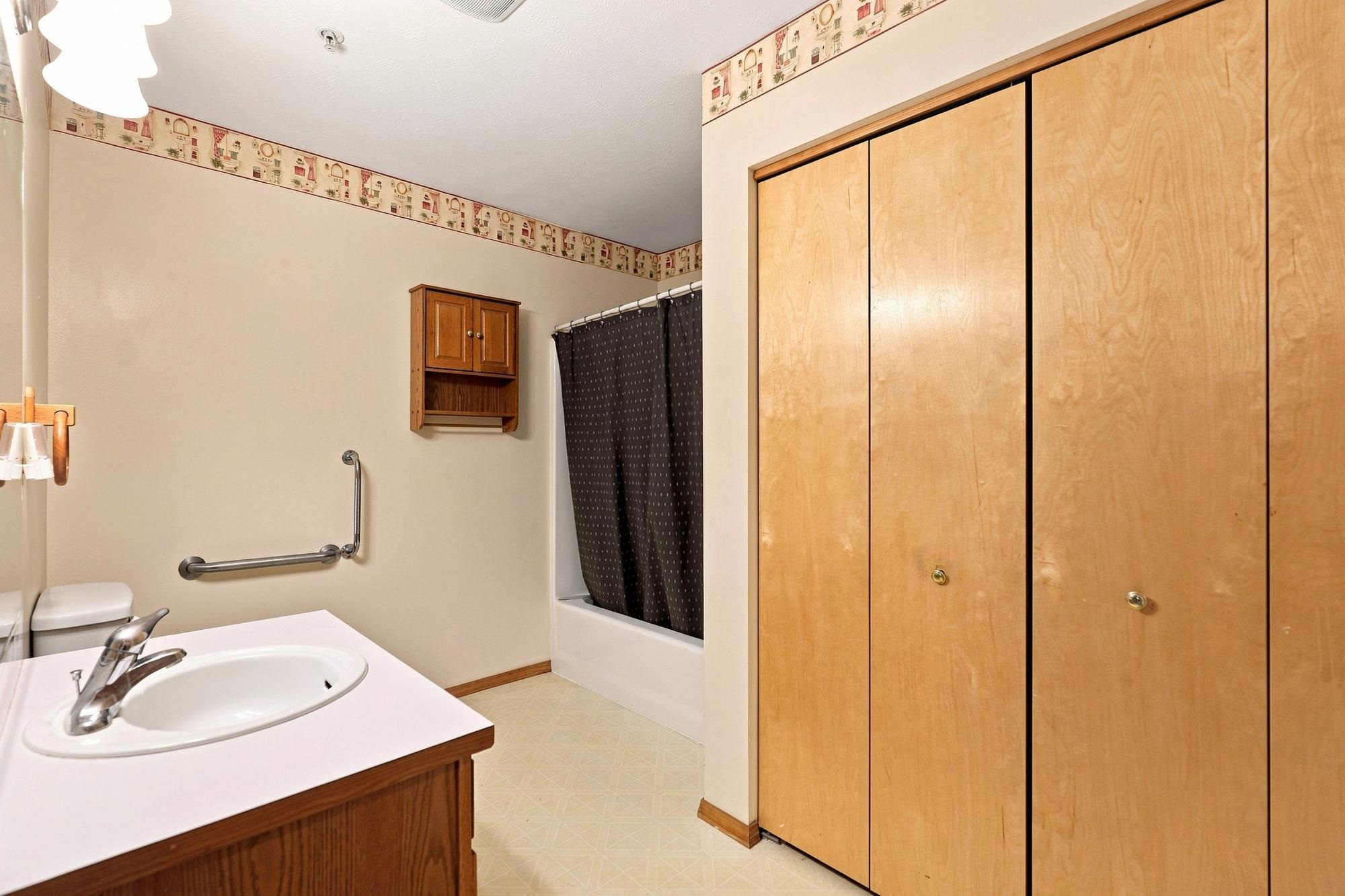 9920 E 16th Ave - Photo 15