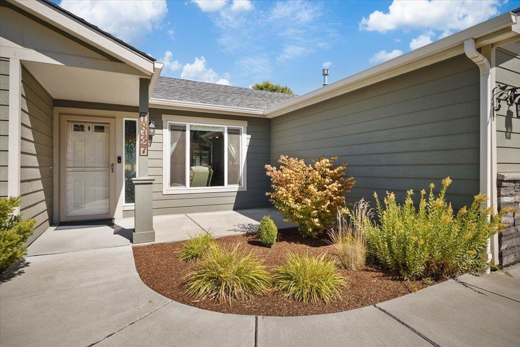 18427 E Selkirk Estates Rd - Photo 3