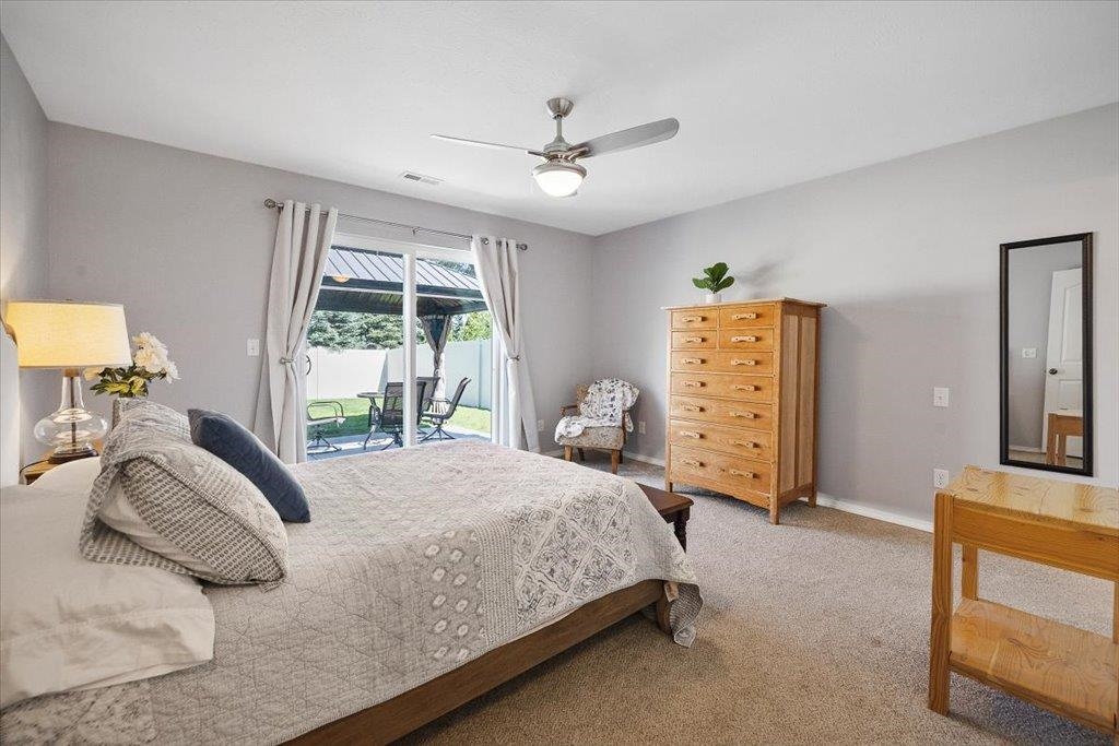 18427 E Selkirk Estates Rd - Photo 13