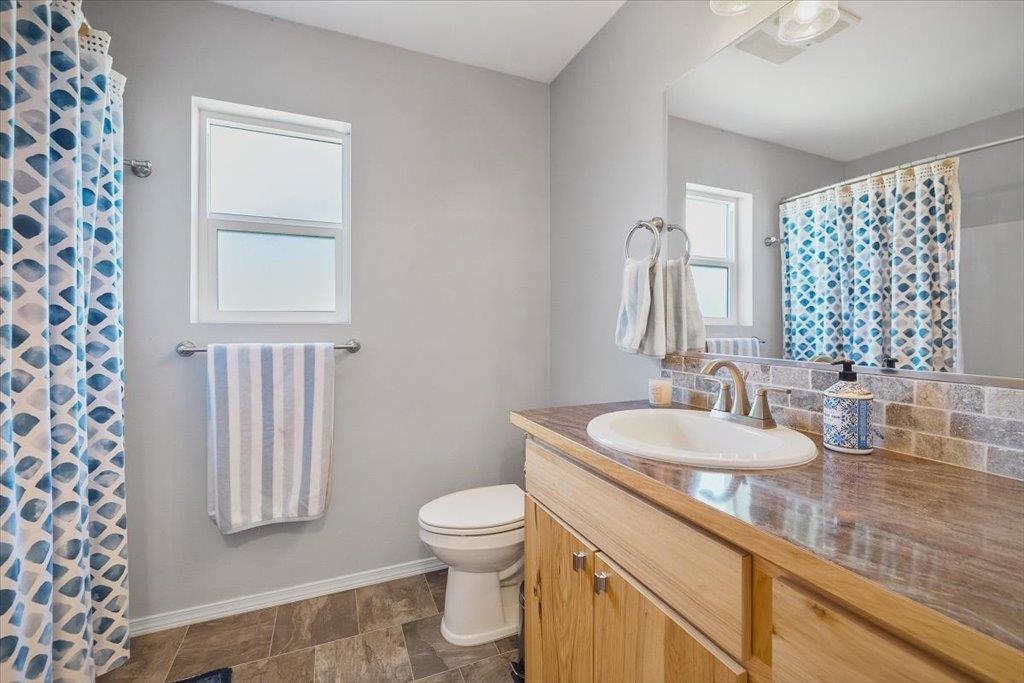 18427 E Selkirk Estates Rd - Photo 18