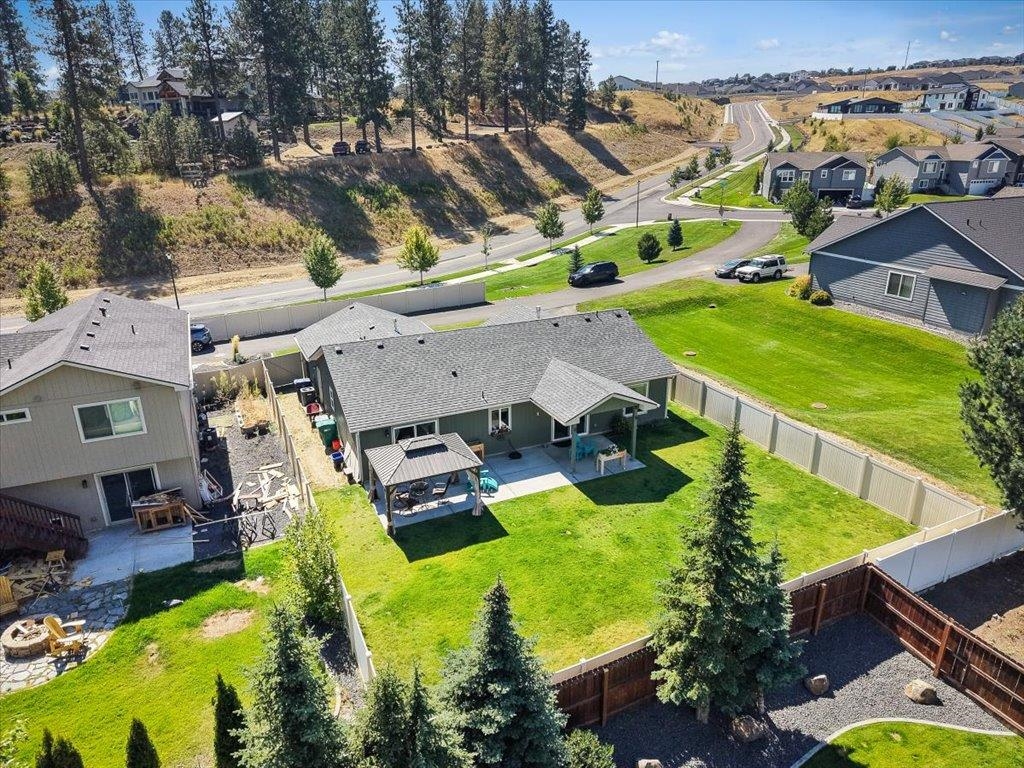 18427 E Selkirk Estates Rd - Photo 26