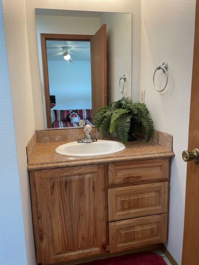 15404 E 9th Ave - Photo 19