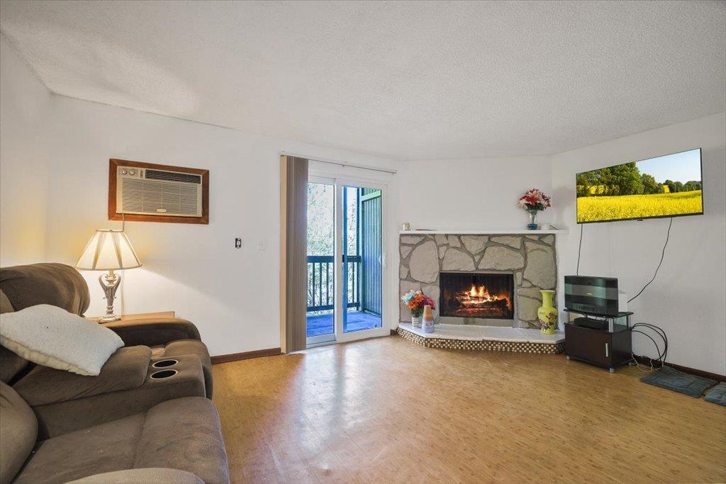 6017 E 6th Ave - Photo 2
