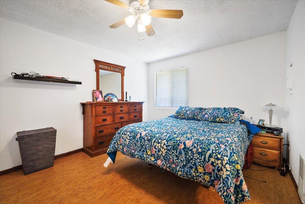 6017 E 6th Ave - Photo 9