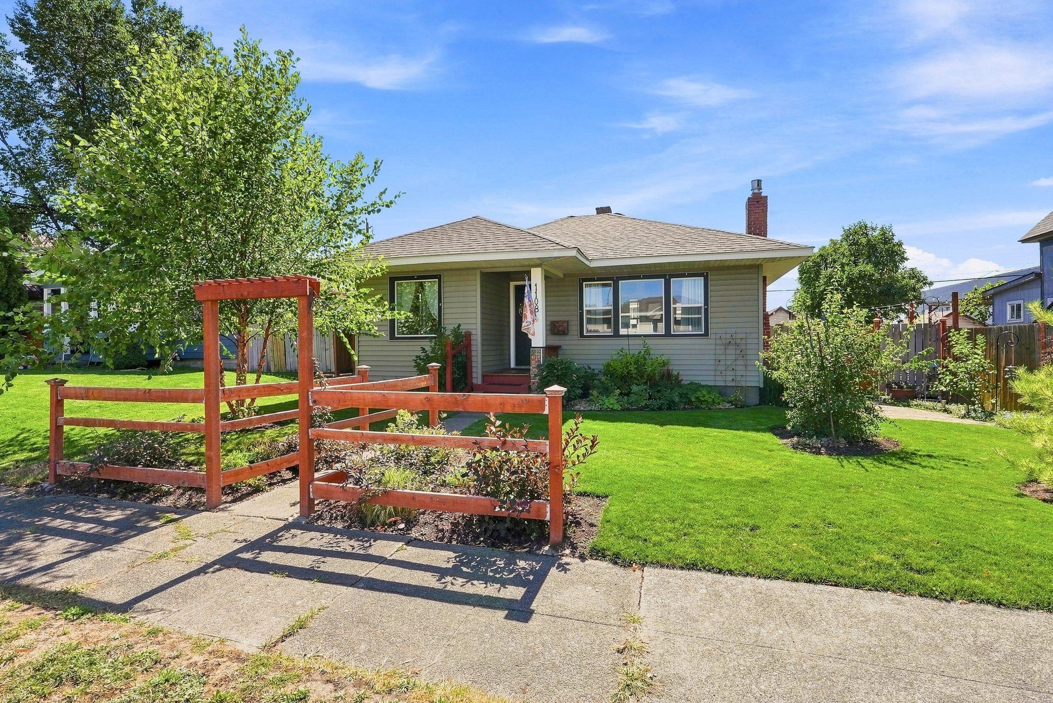 1108 E Providence Ave - Photo 2