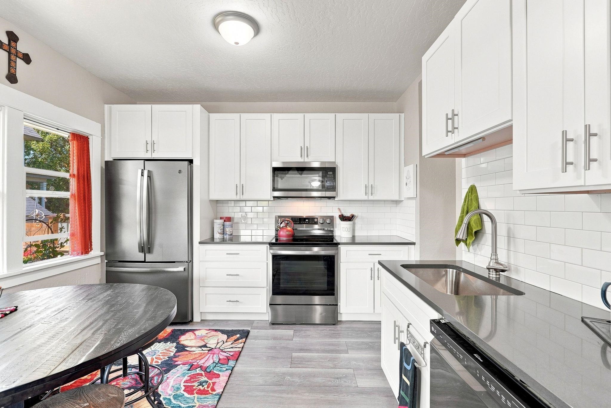 1108 E Providence Ave - Photo 7