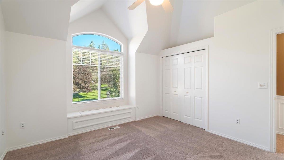 16815 N Greenbluff Rd - Photo 32