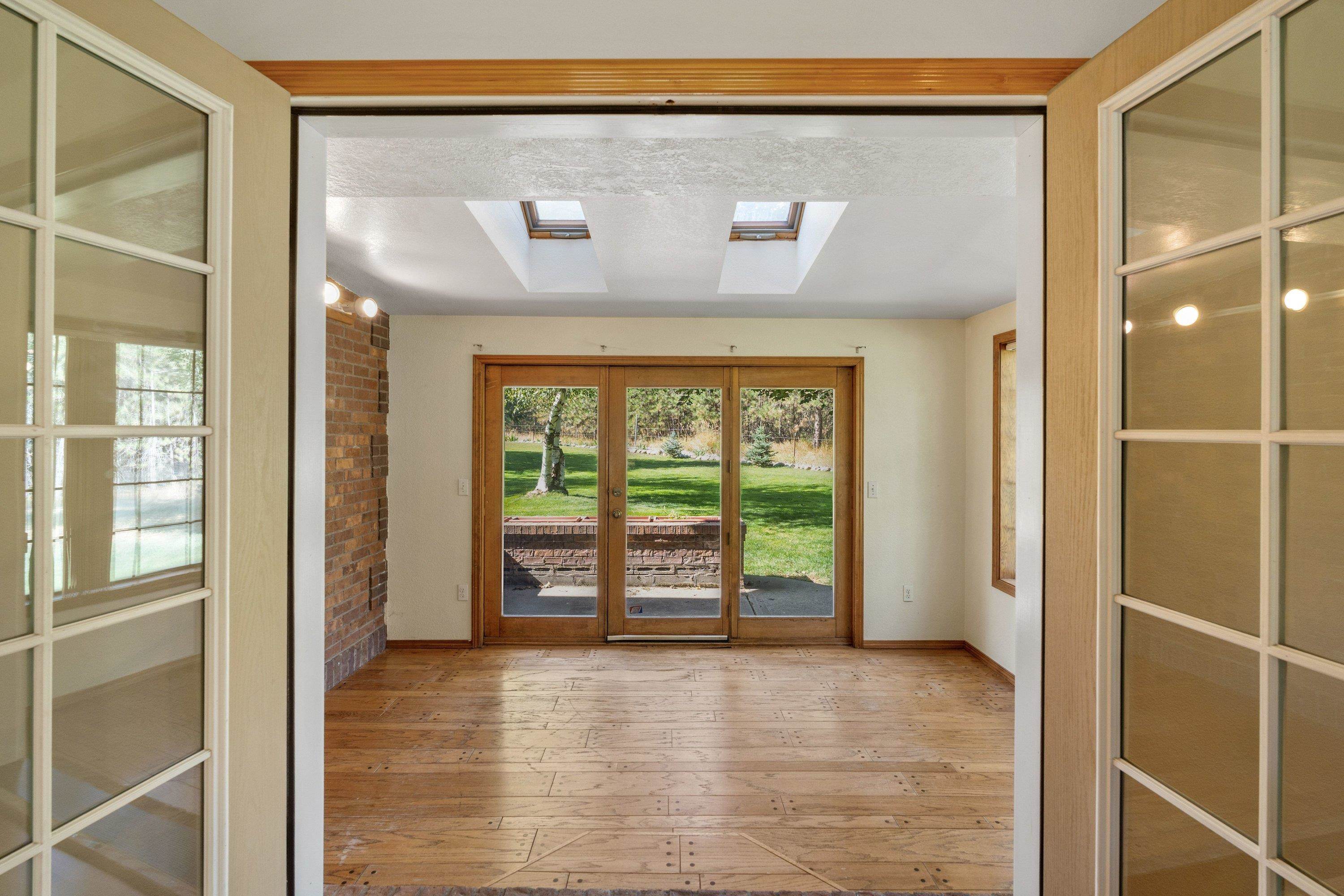 7715 N Craig Rd - Photo 8
