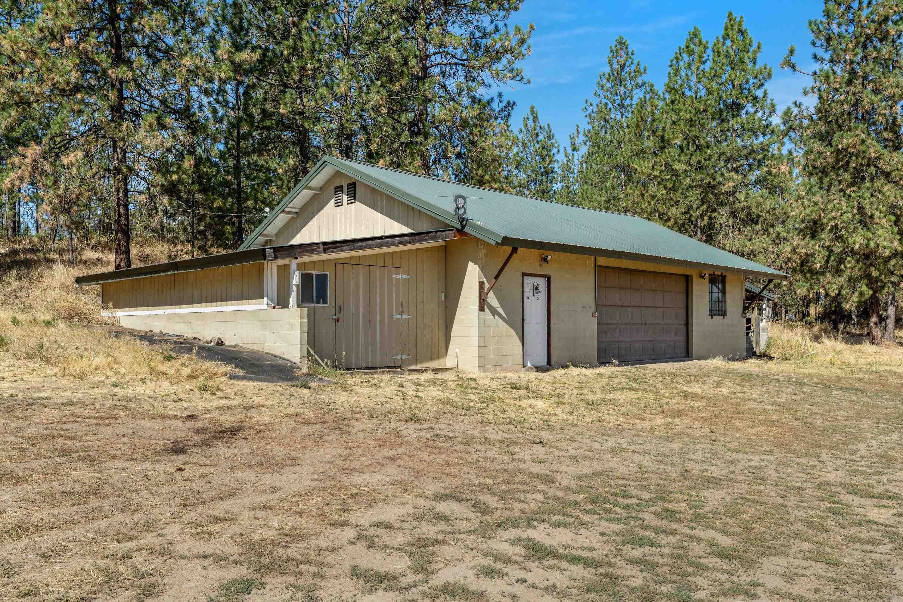 7715 N Craig Rd - Photo 45