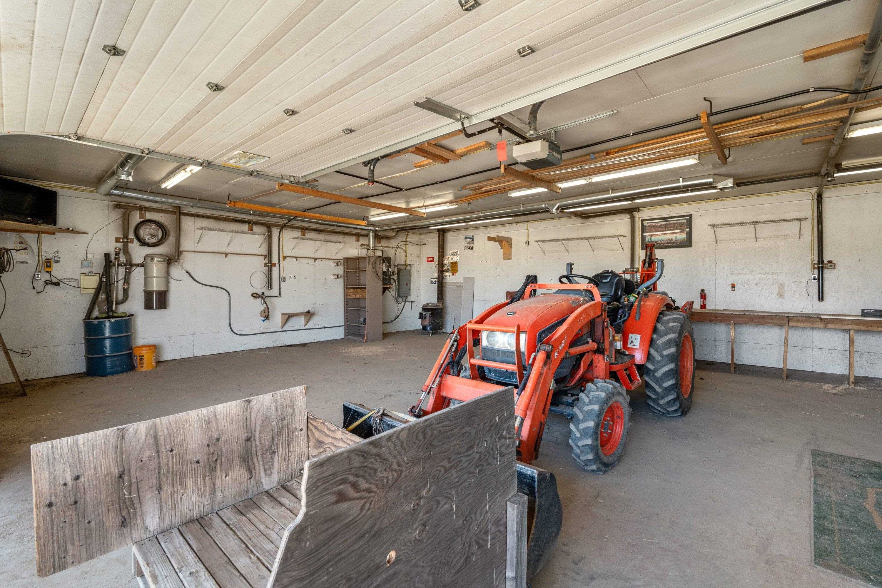 7715 N Craig Rd - Photo 46