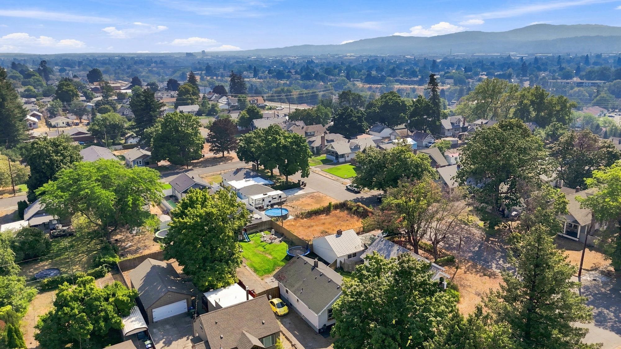 2608 N Napa St - Photo 44