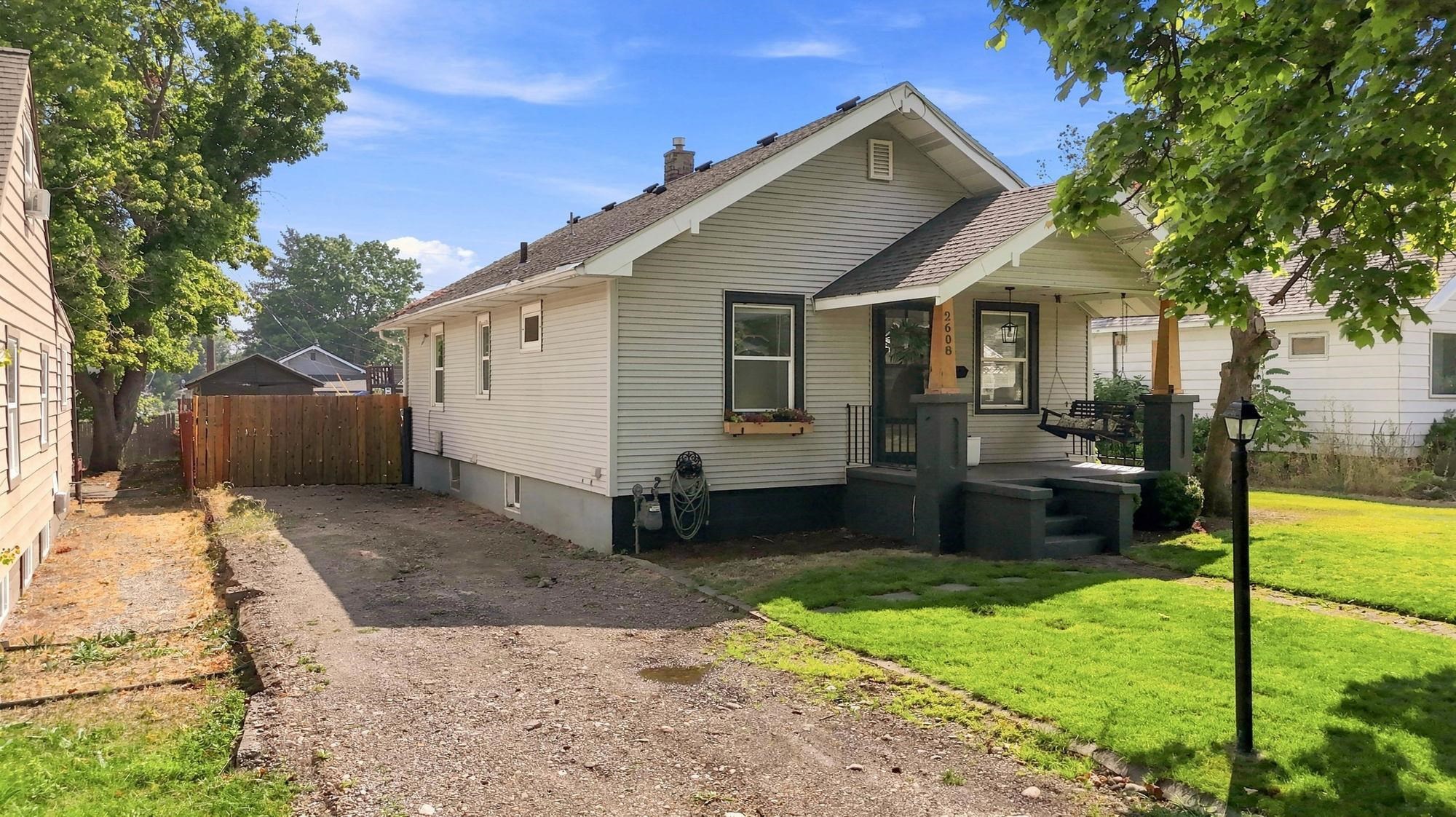 2608 N Napa St - Photo 36