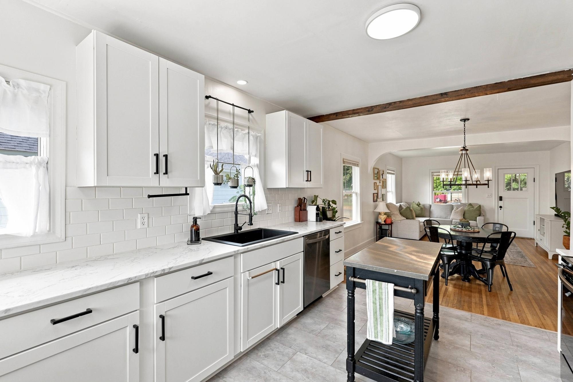 2608 N Napa St - Photo 5