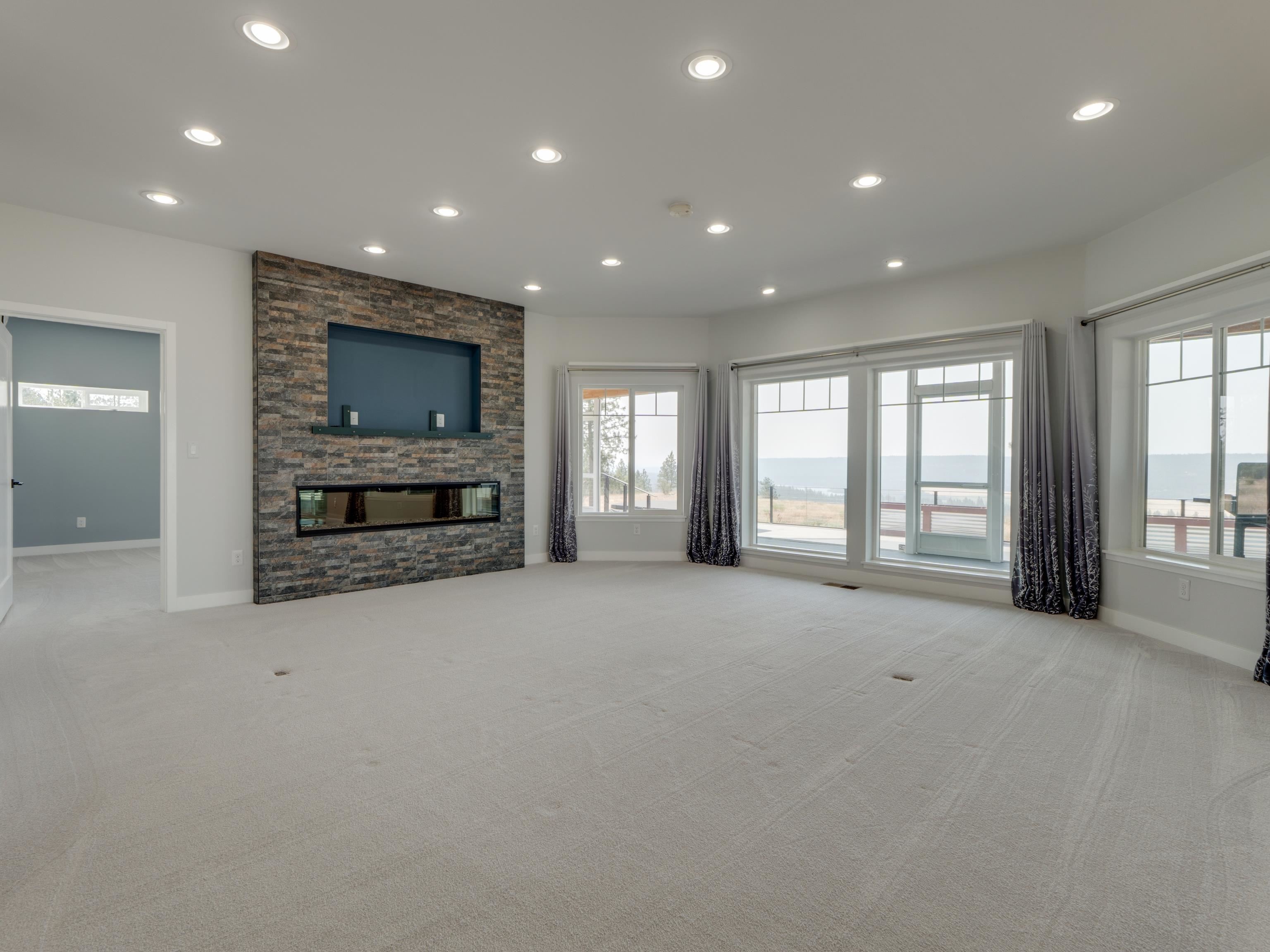 6560 Pine Ridge Way - Photo 7