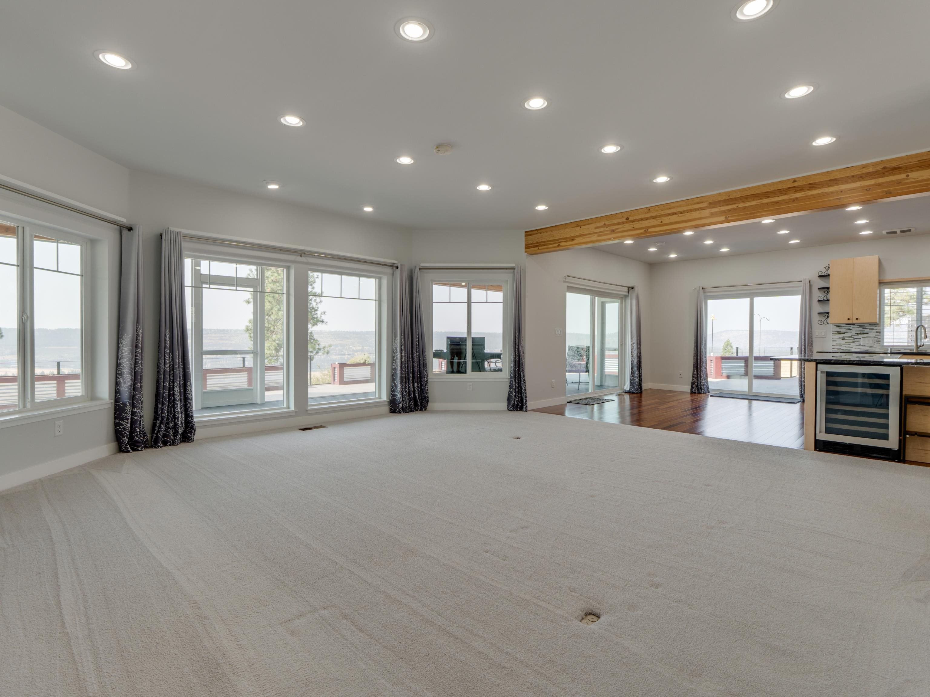 6560 Pine Ridge Way - Photo 8