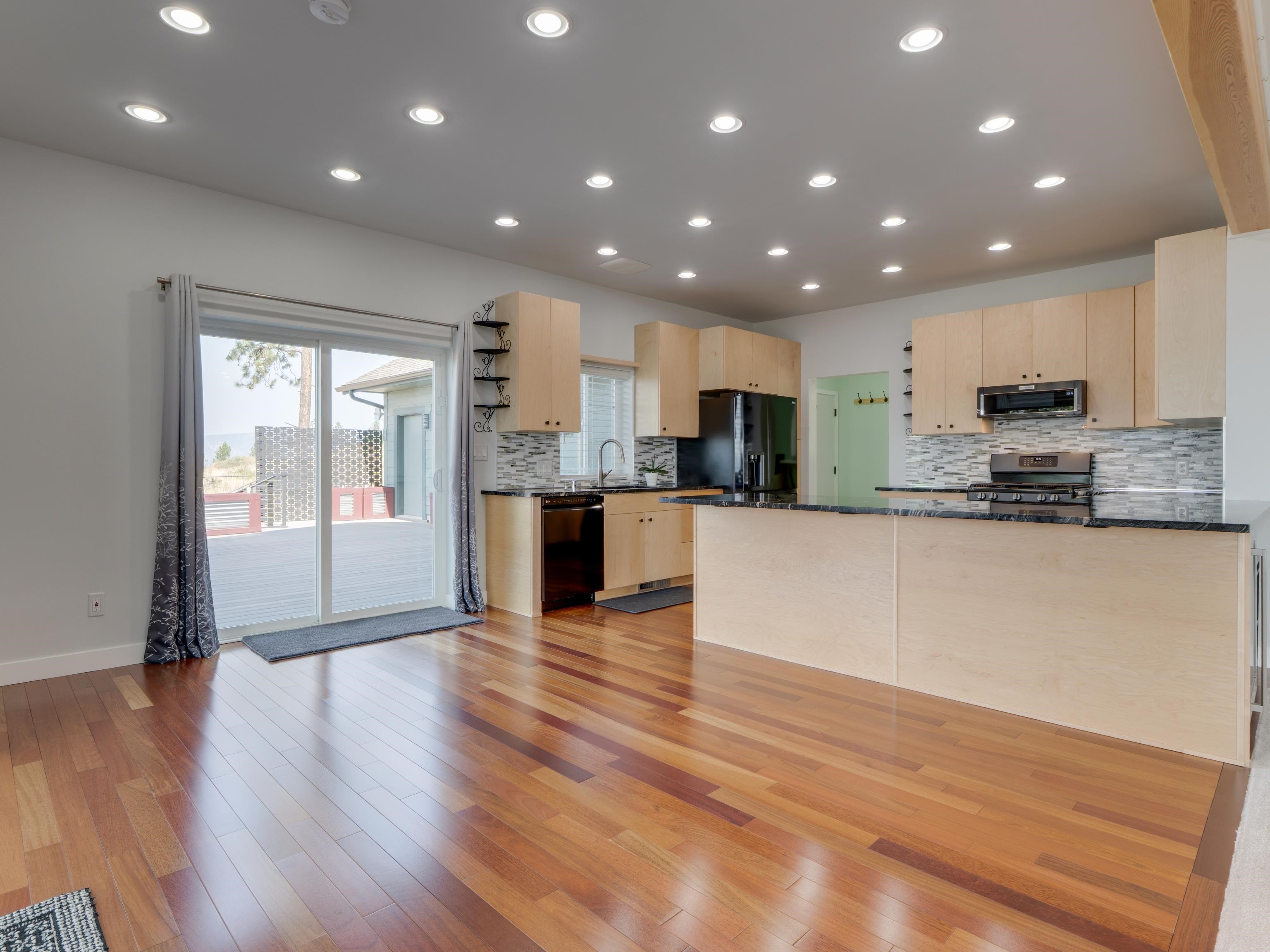 6560 Pine Ridge Way - Photo 10