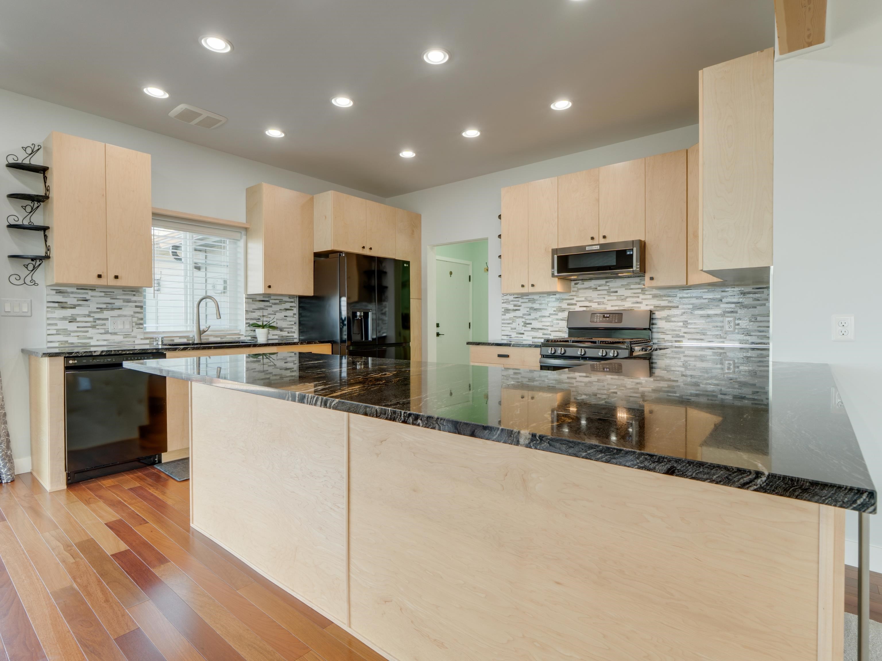 6560 Pine Ridge Way - Photo 13