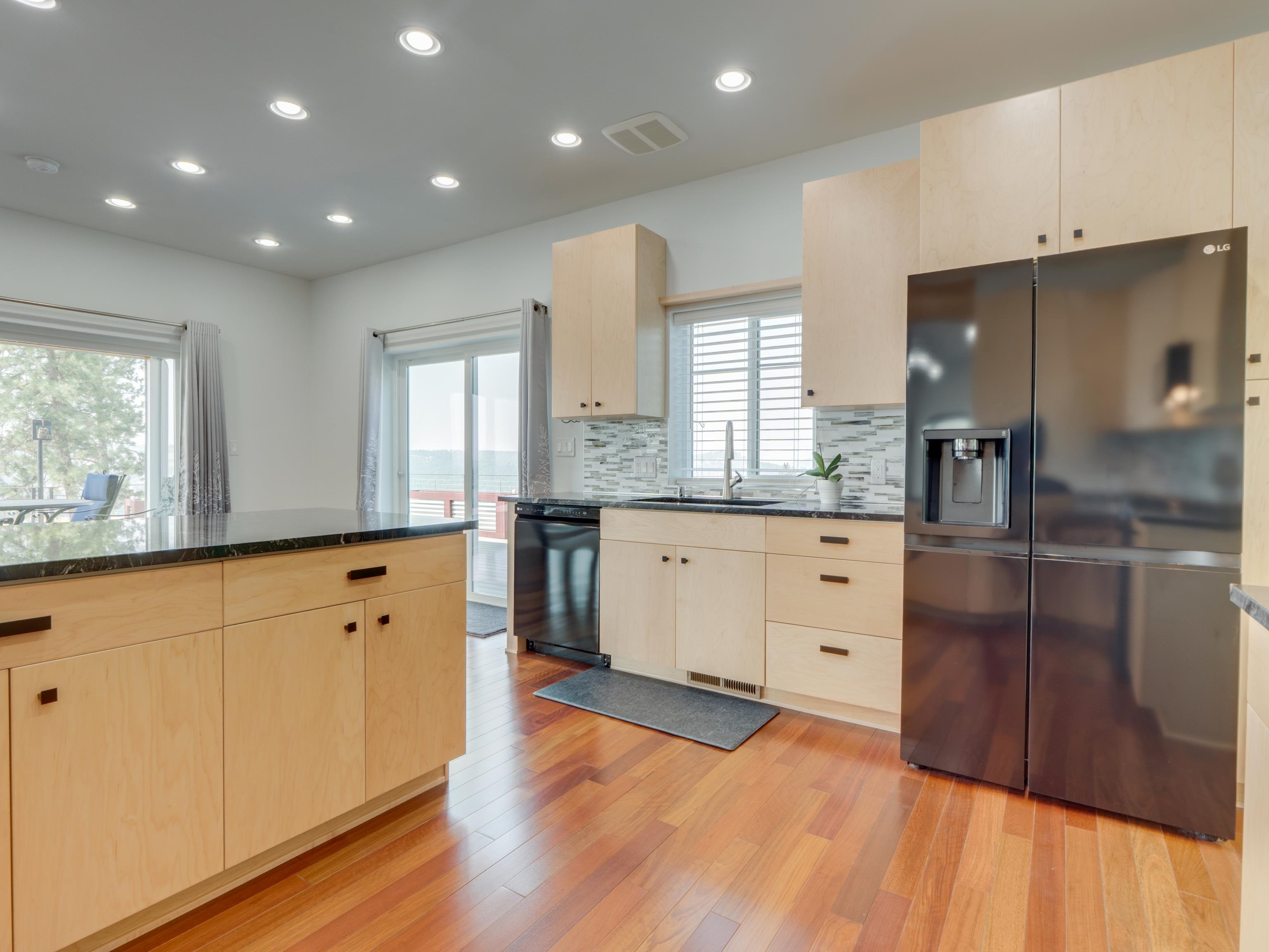 6560 Pine Ridge Way - Photo 15
