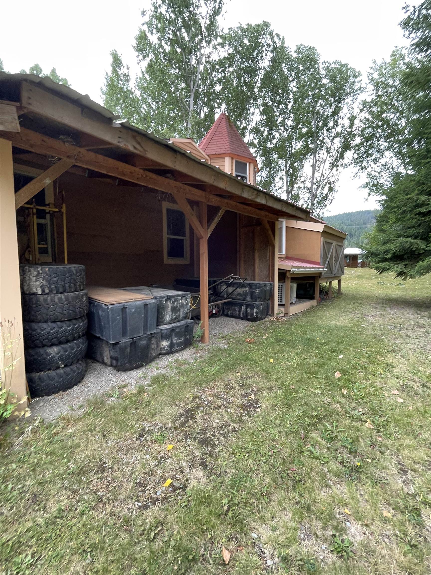 242 Larch Ln - Photo 35