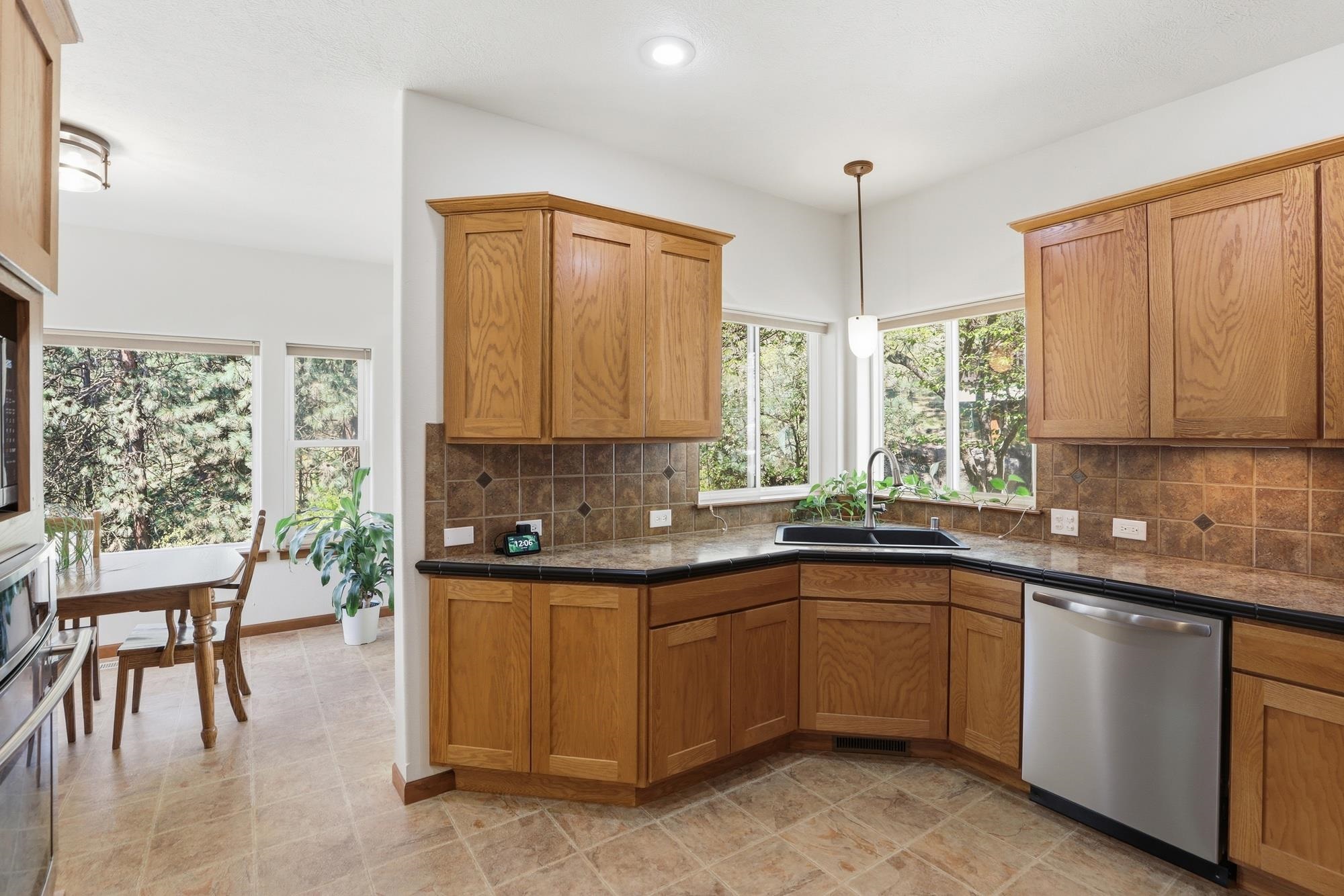 5003 N Elton Ln - Photo 7