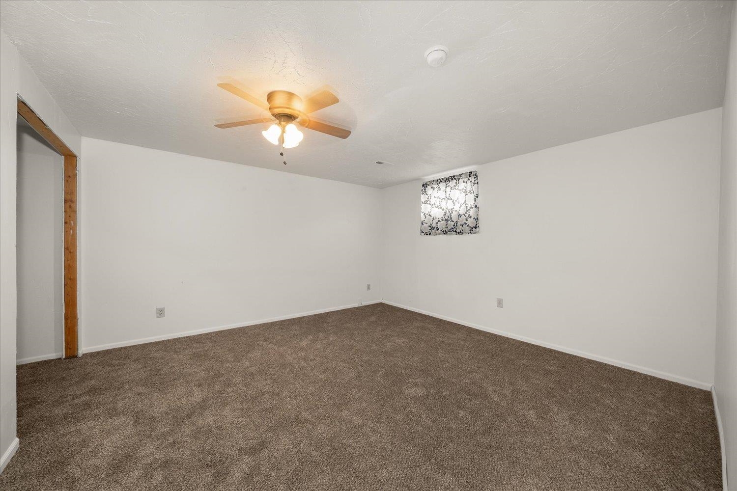 7908 S Carnation Rd - Photo 33